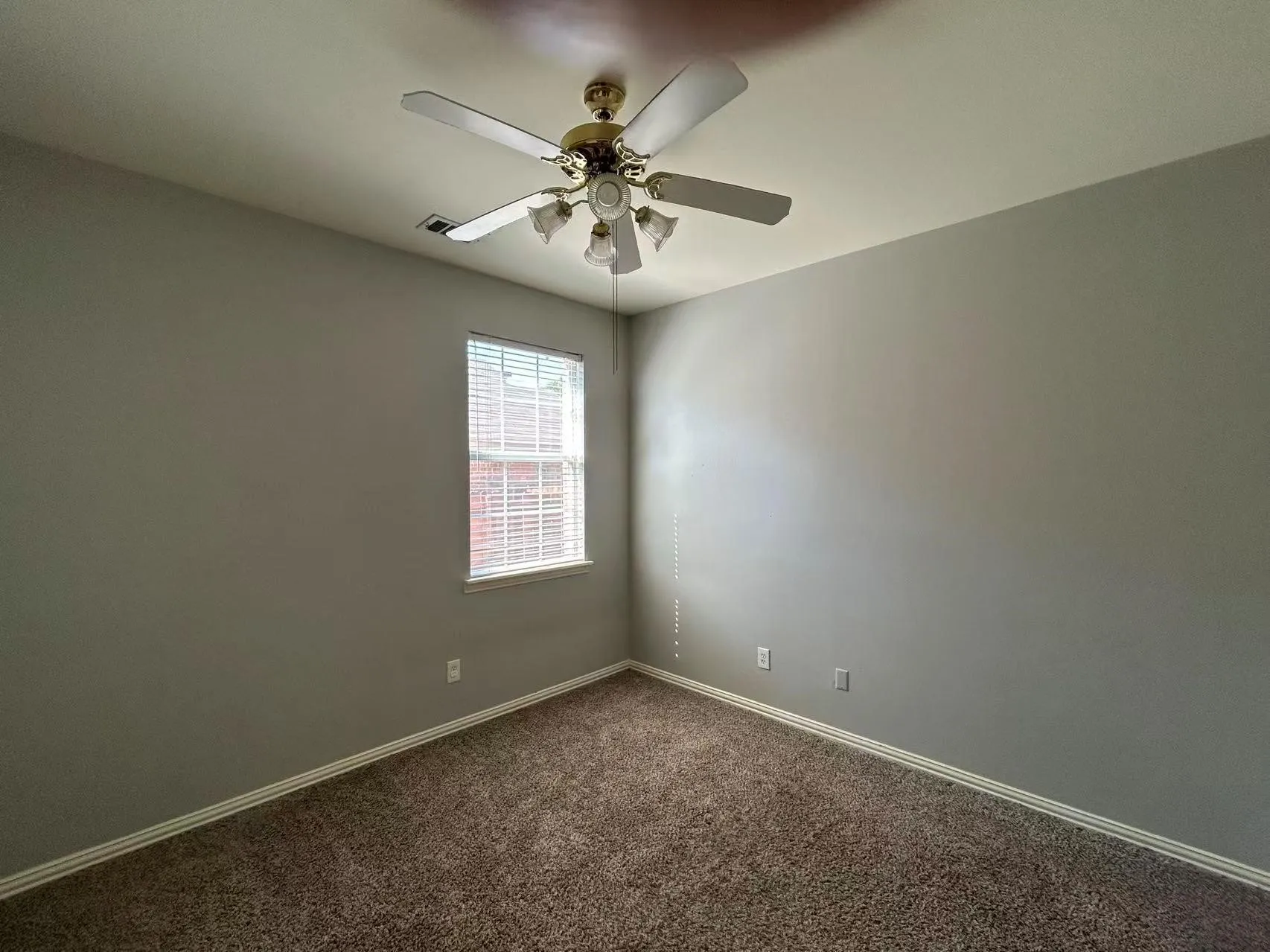 Single Family Residence For Rent in Collin County , 2011 Saint Anne Drive, Allen, Texas 75013, 4 Bedroom, 3 Bathroom, 2 Garage spaces, 2,628 Sqft, built in 1999, mls#21396192, Real Estate Agent in Allen, Homes For Rent in Collin county, Homes For Rent in Allen, Realtor in Allen Texas, Real Estate Brokerage Independent Realty Texas, Luminita Cordes Realtor