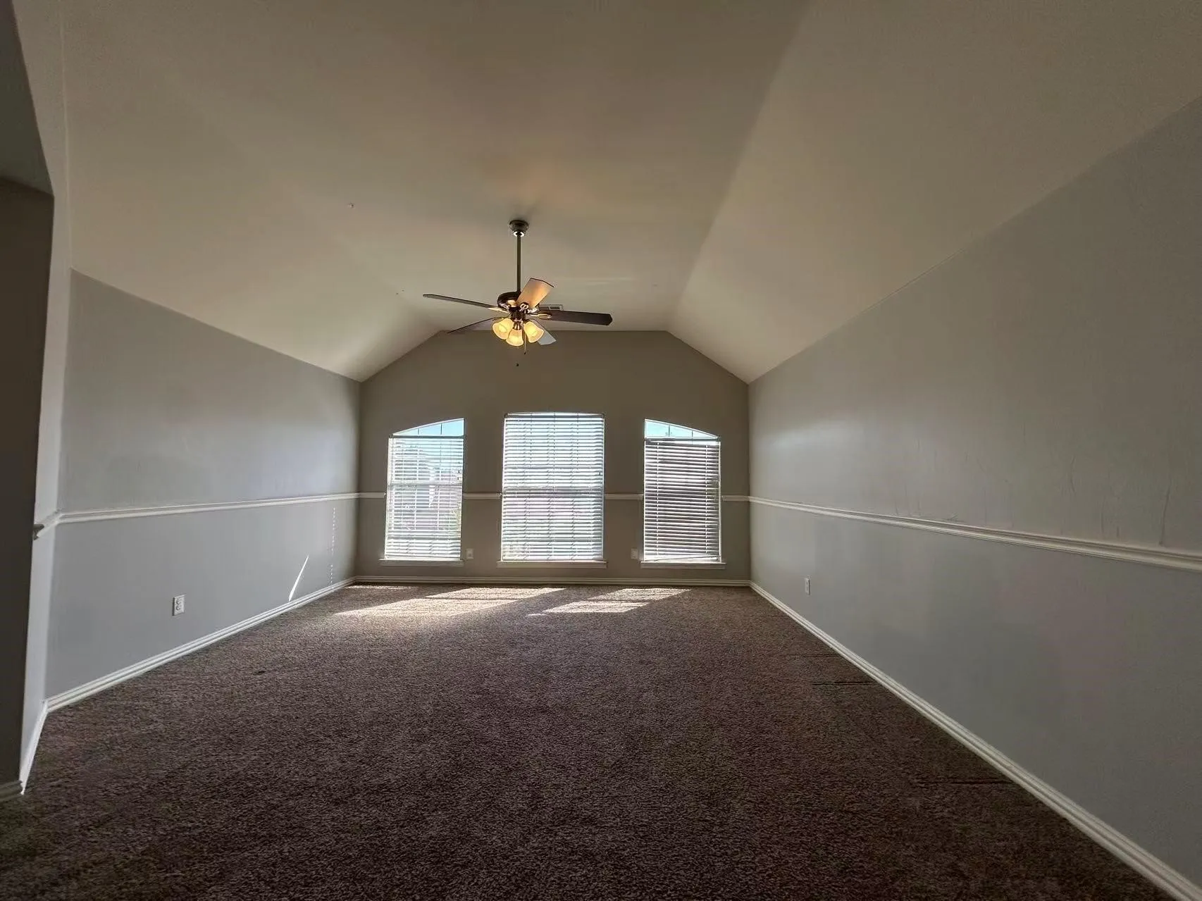 Single Family Residence For Rent in Collin County , 2011 Saint Anne Drive, Allen, Texas 75013, 4 Bedroom, 3 Bathroom, 2 Garage spaces, 2,628 Sqft, built in 1999, mls#21396192, Real Estate Agent in Allen, Homes For Rent in Collin county, Homes For Rent in Allen, Realtor in Allen Texas, Real Estate Brokerage Independent Realty Texas, Luminita Cordes Realtor