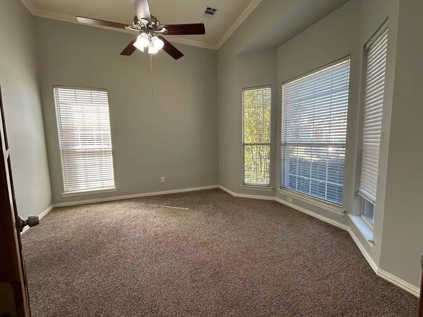 Single Family Residence For Rent in Collin County , 2011 Saint Anne Drive, Allen, Texas 75013, 4 Bedroom, 3 Bathroom, 2 Garage spaces, 2,628 Sqft, built in 1999, mls#21396192, Real Estate Agent in Allen, Homes For Rent in Collin county, Homes For Rent in Allen, Realtor in Allen Texas, Real Estate Brokerage Independent Realty Texas, Luminita Cordes Realtor