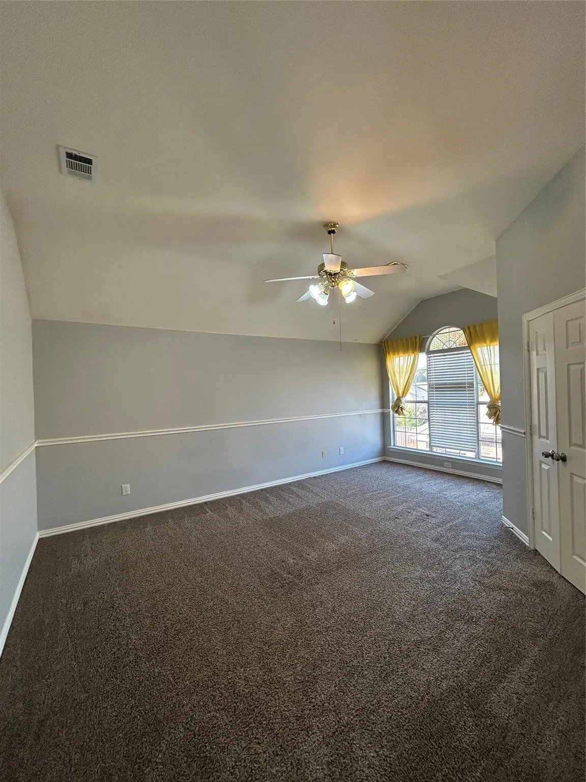 Single Family Residence For Rent in Collin County , 2011 Saint Anne Drive, Allen, Texas 75013, 4 Bedroom, 3 Bathroom, 2 Garage spaces, 2,628 Sqft, built in 1999, mls#21396192, Real Estate Agent in Allen, Homes For Rent in Collin county, Homes For Rent in Allen, Realtor in Allen Texas, Real Estate Brokerage Independent Realty Texas, Luminita Cordes Realtor