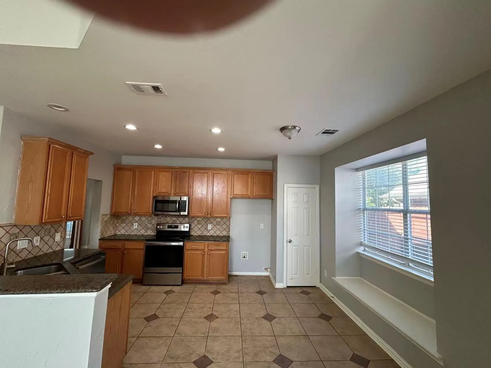 Single Family Residence For Rent in Collin County , 2011 Saint Anne Drive, Allen, Texas 75013, 4 Bedroom, 3 Bathroom, 2 Garage spaces, 2,628 Sqft, built in 1999, mls#21396192, Real Estate Agent in Allen, Homes For Rent in Collin county, Homes For Rent in Allen, Realtor in Allen Texas, Real Estate Brokerage Independent Realty Texas, Luminita Cordes Realtor