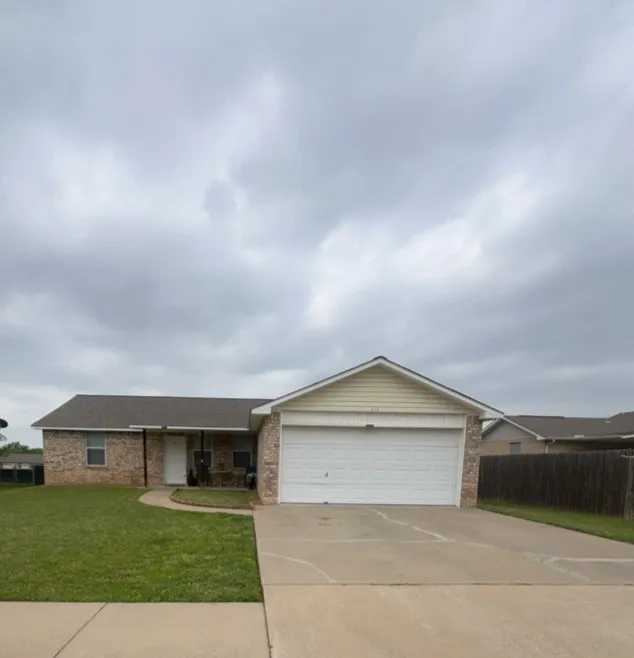 Single Family Residence For Rent