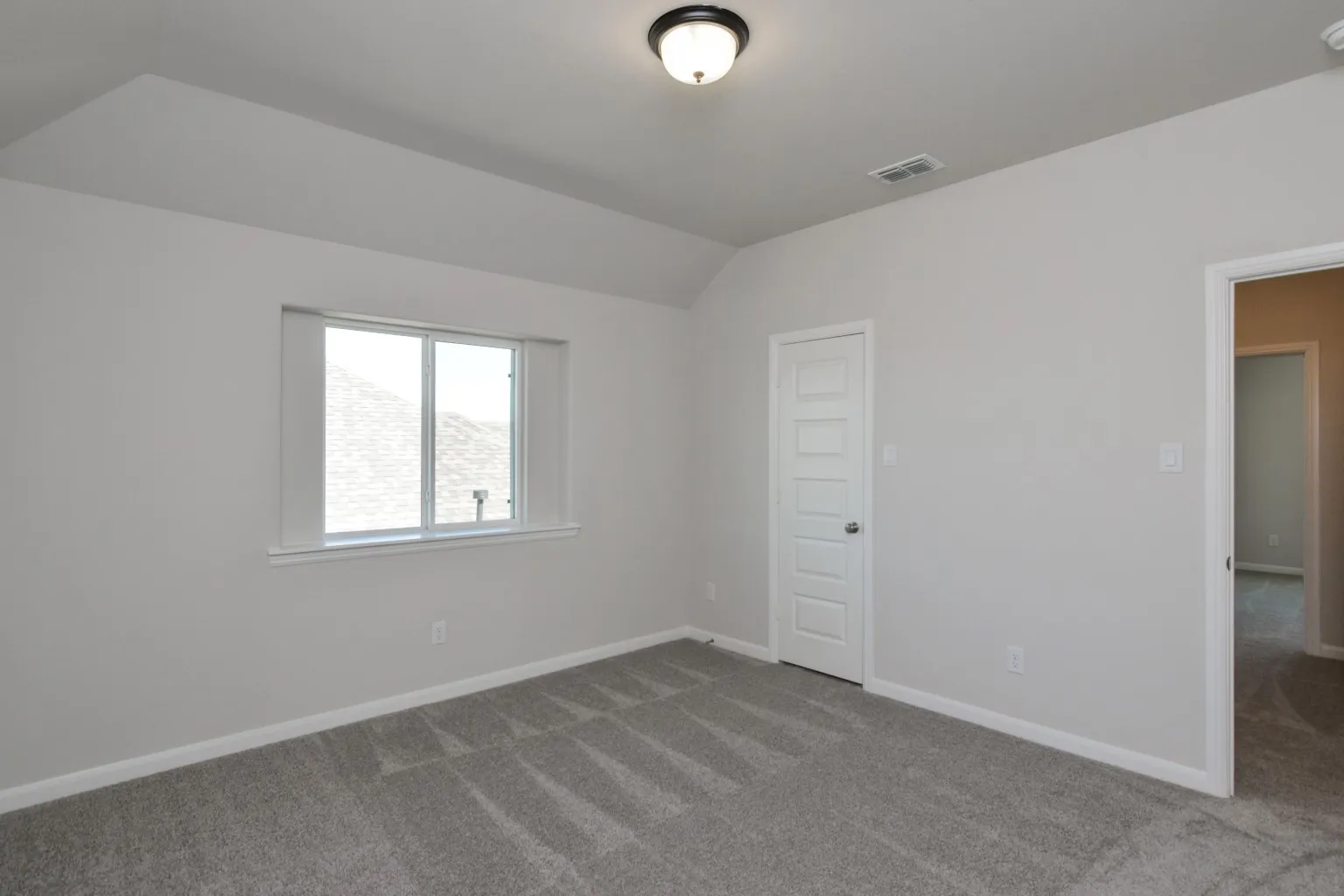 Single Family Residence For Rent in Denton County , 5501 Crestview Drive, Celina, Texas 75009, 4 Bedroom, 3 Bathroom, 2 Garage spaces, 2,533 Sqft, built in 2022, mls#21396140, Real Estate Agent in Celina, Homes For Rent in Denton county, Homes For Rent in Celina, Realtor in Celina Texas, Real Estate Brokerage Independent Realty Texas, Luminita Cordes Realtor