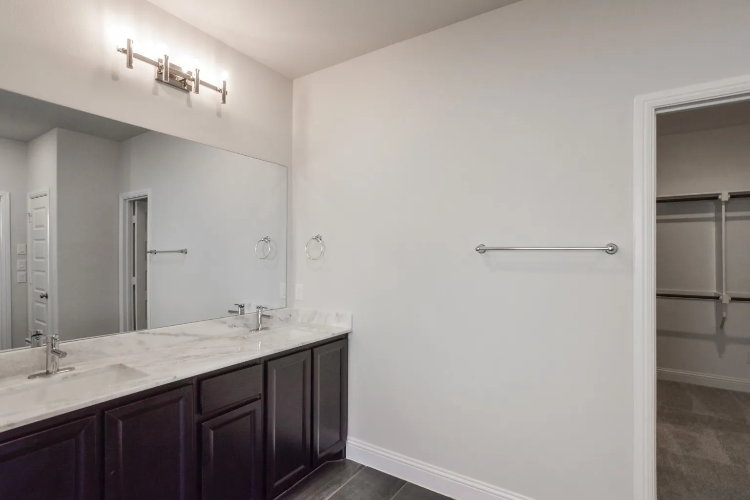 Single Family Residence For Rent in Denton County , 5501 Crestview Drive, Celina, Texas 75009, 4 Bedroom, 3 Bathroom, 2 Garage spaces, 2,533 Sqft, built in 2022, mls#21396140, Real Estate Agent in Celina, Homes For Rent in Denton county, Homes For Rent in Celina, Realtor in Celina Texas, Real Estate Brokerage Independent Realty Texas, Luminita Cordes Realtor