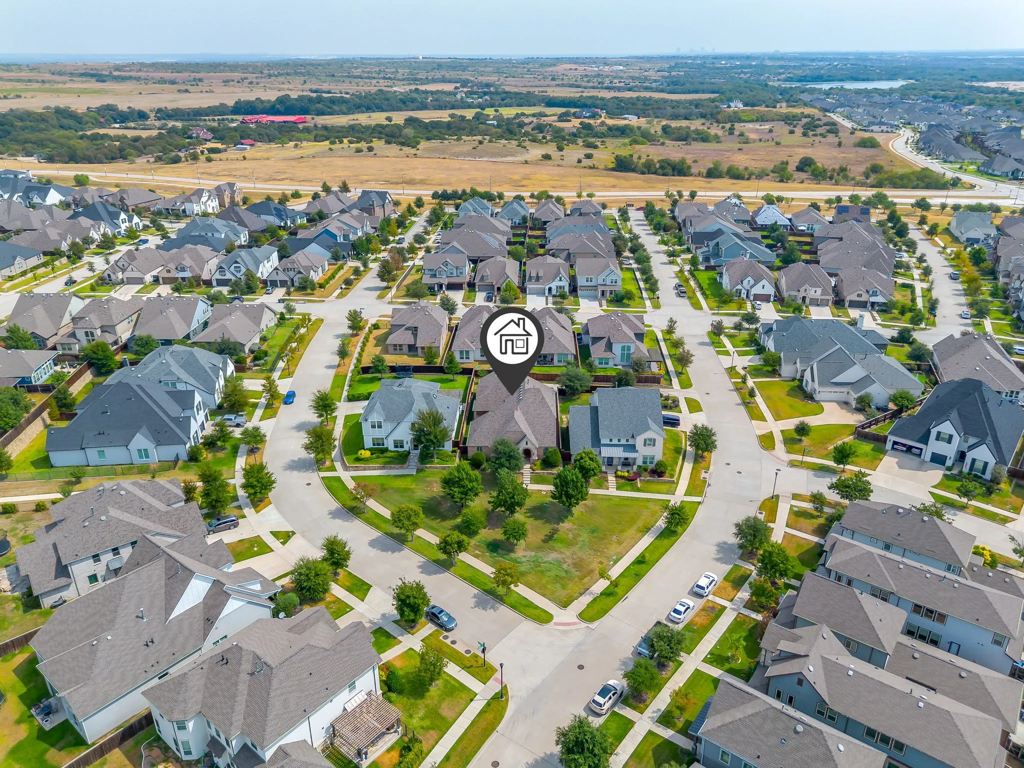 Single Family Residence For Sale in Parker County , 13708 Parkline Way, Aledo, Texas 76008, 3 Bedroom, 5 Bathroom, 3 Garage spaces, 3,688 Sqft, built in 2017, mls#21391885, Real Estate Agent in Aledo, Homes For Sale in Parker county, Homes For Sale in Aledo, Realtor in Aledo Texas, Real Estate Brokerage Independent Realty Texas, Luminita Cordes Realtor