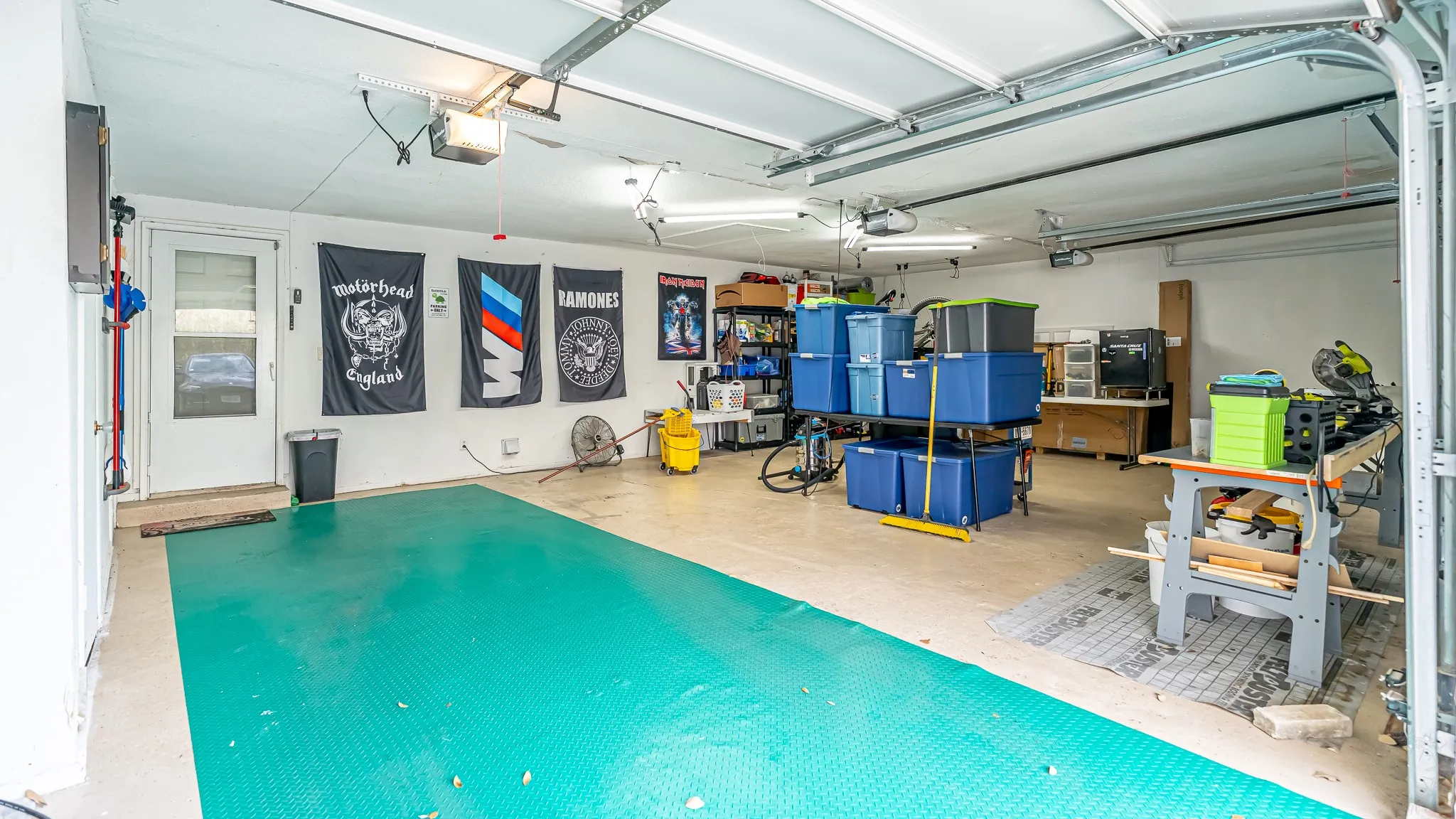 Attached 3 Car Garage