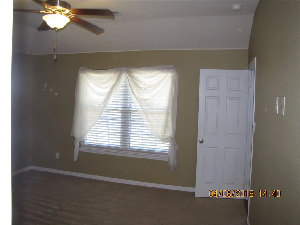 Single Family Residence For Rent in Collin County , 4200 Ridgewood Road, Melissa, Texas 75454, 3 Bedroom, 2 Bathroom, 2 Garage spaces, 1,540 Sqft, built in 2009, mls#21396206, Real Estate Agent in Melissa, Homes For Rent in Collin county, Homes For Rent in Melissa, Realtor in Melissa Texas, Real Estate Brokerage Independent Realty Texas, Luminita Cordes Realtor