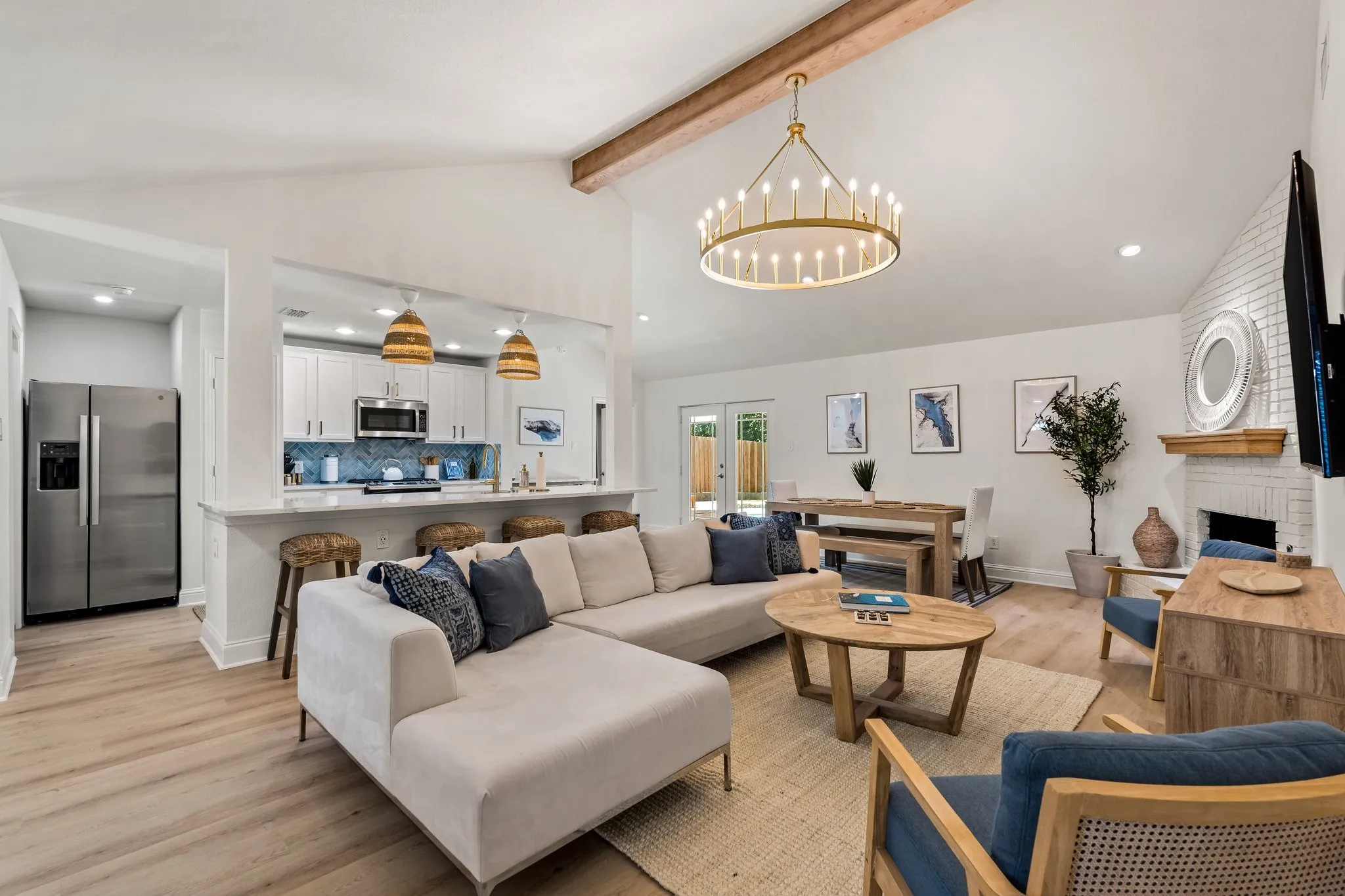 Single Family Residence For Sale