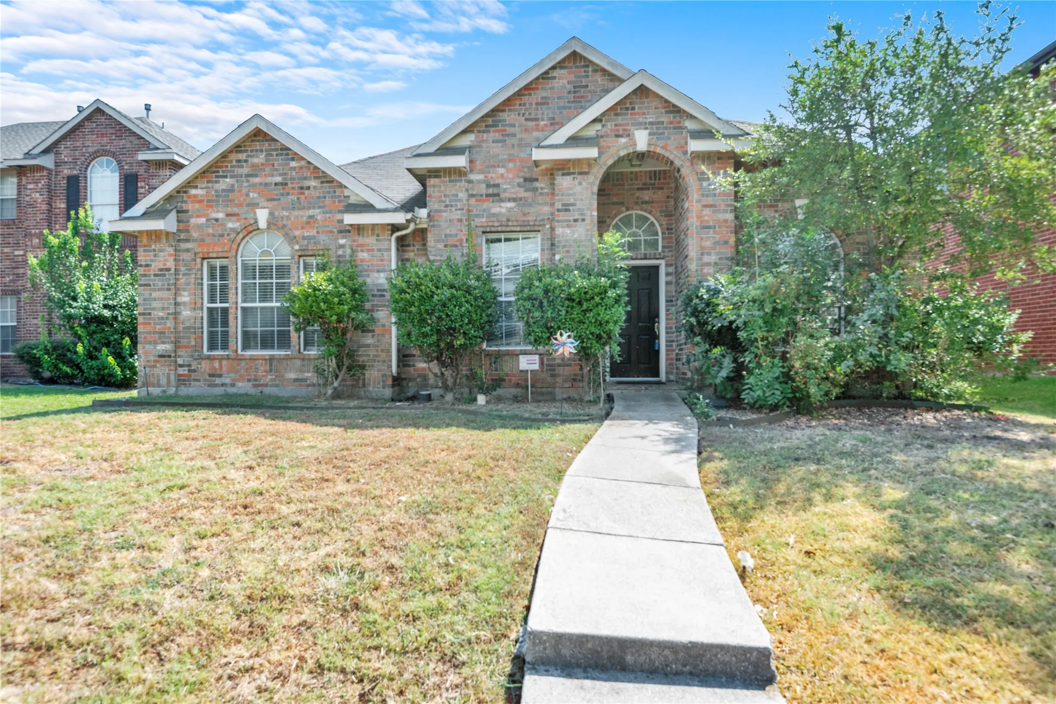 Single Family Residence For Rent in Dallas County , 631 Forest Hill Drive, Coppell, Texas 75019, 4 Bedroom, 3 Bathroom, 2 Garage spaces, 2,051 Sqft, built in 1998, mls#21394405, Real Estate Agent in Coppell, Homes For Rent in Dallas county, Homes For Rent in Coppell, Realtor in Coppell Texas, Real Estate Brokerage Independent Realty Texas, Luminita Cordes Realtor