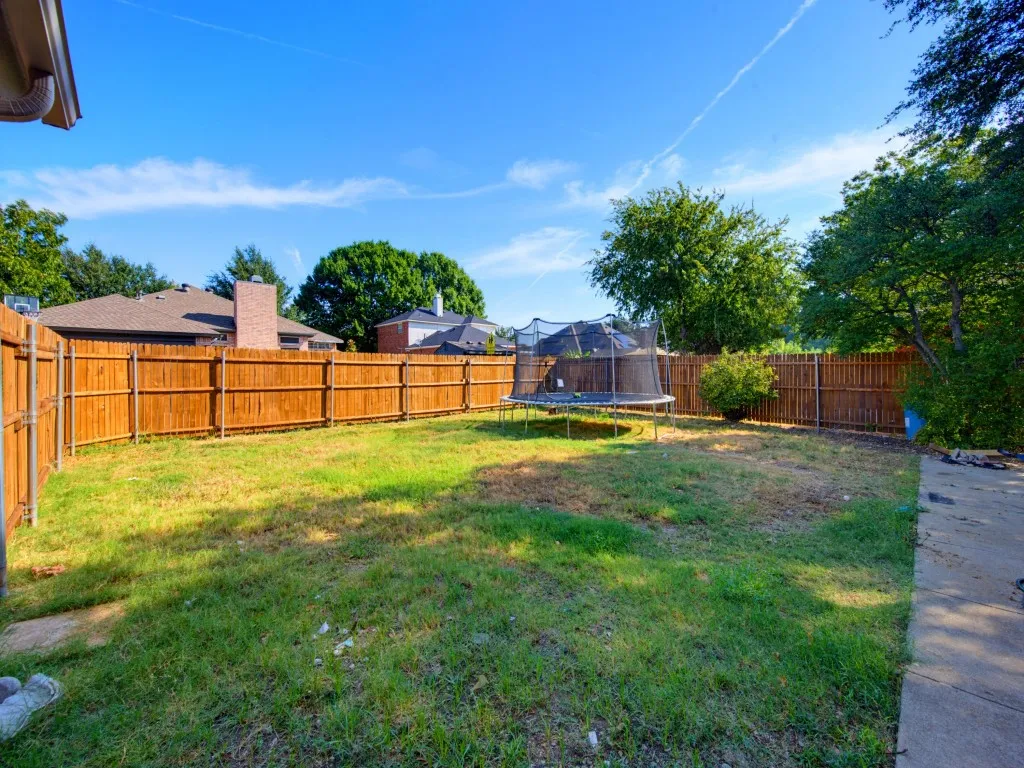 Single Family Residence For Sale in Tarrant County , 2912 Olympia Drive, Grand Prairie, Texas 75052, 4 Bedroom, 2 Bathroom, 1 Garage spaces, 2,370 Sqft, built in 1992, mls#21395911, Real Estate Agent in Grand Prairie, Homes For Sale in Tarrant county, Homes For Sale in Grand Prairie, Realtor in Grand Prairie Texas, Real Estate Brokerage Independent Realty Texas, Luminita Cordes Realtor