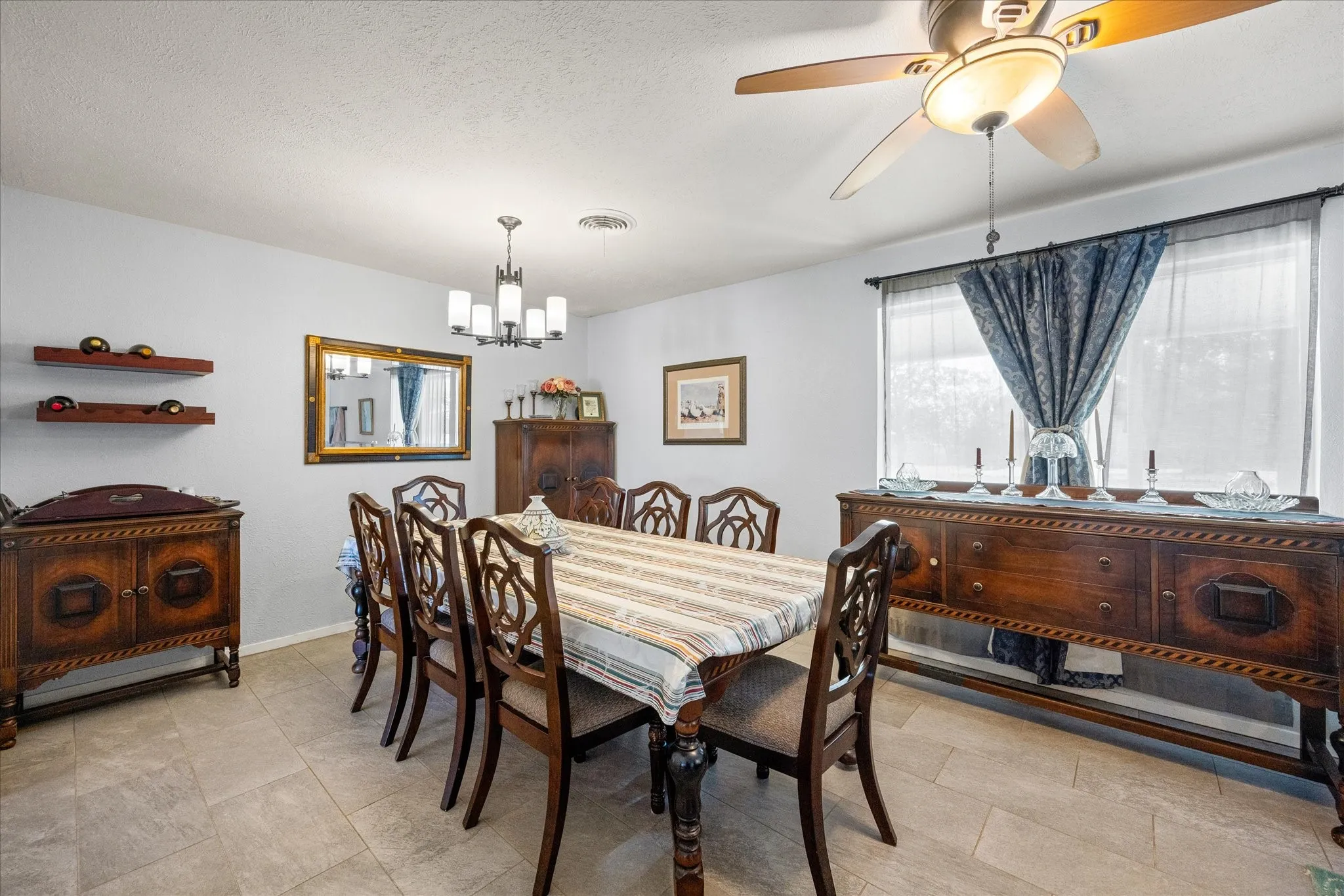 Single Family Residence For Sale in Erath County , 916 Preston Lane, Dublin, Texas 76446, 4 Bedroom, 2 Bathroom, Garage spaces, 2,240 Sqft, built in 1968, mls#21396218, Real Estate Agent in Dublin, Homes For Sale in Erath county, Homes For Sale in Dublin, Realtor in Dublin Texas, Real Estate Brokerage Independent Realty Texas, Luminita Cordes Realtor