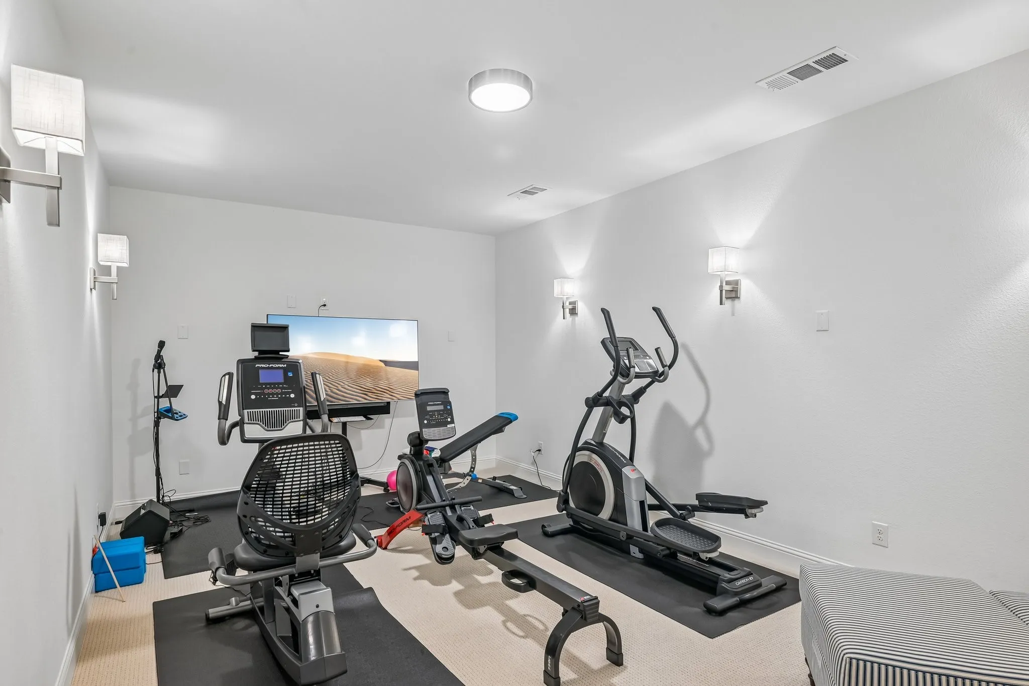 Single Family Residence For Rent in Denton County , 7142 Whiskbroom Drive, Frisco, Texas 75036, 4 Bedroom, 5 Bathroom, 3 Garage spaces, 4,690 Sqft, built in 2020, mls#21396223, Real Estate Agent in Frisco, Homes For Rent in Denton county, Homes For Rent in Frisco, Realtor in Frisco Texas, Real Estate Brokerage Independent Realty Texas, Luminita Cordes Realtor