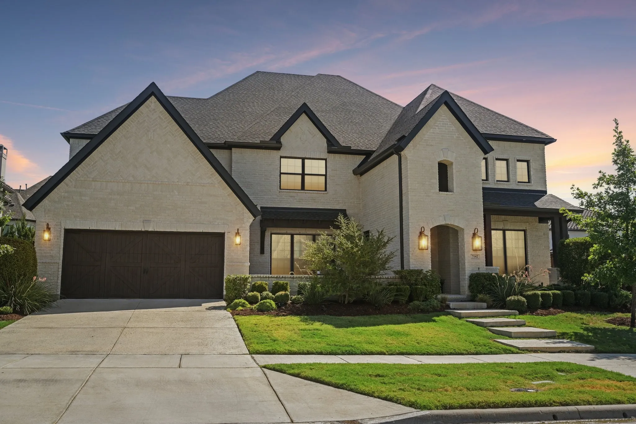 Single Family Residence For Rent