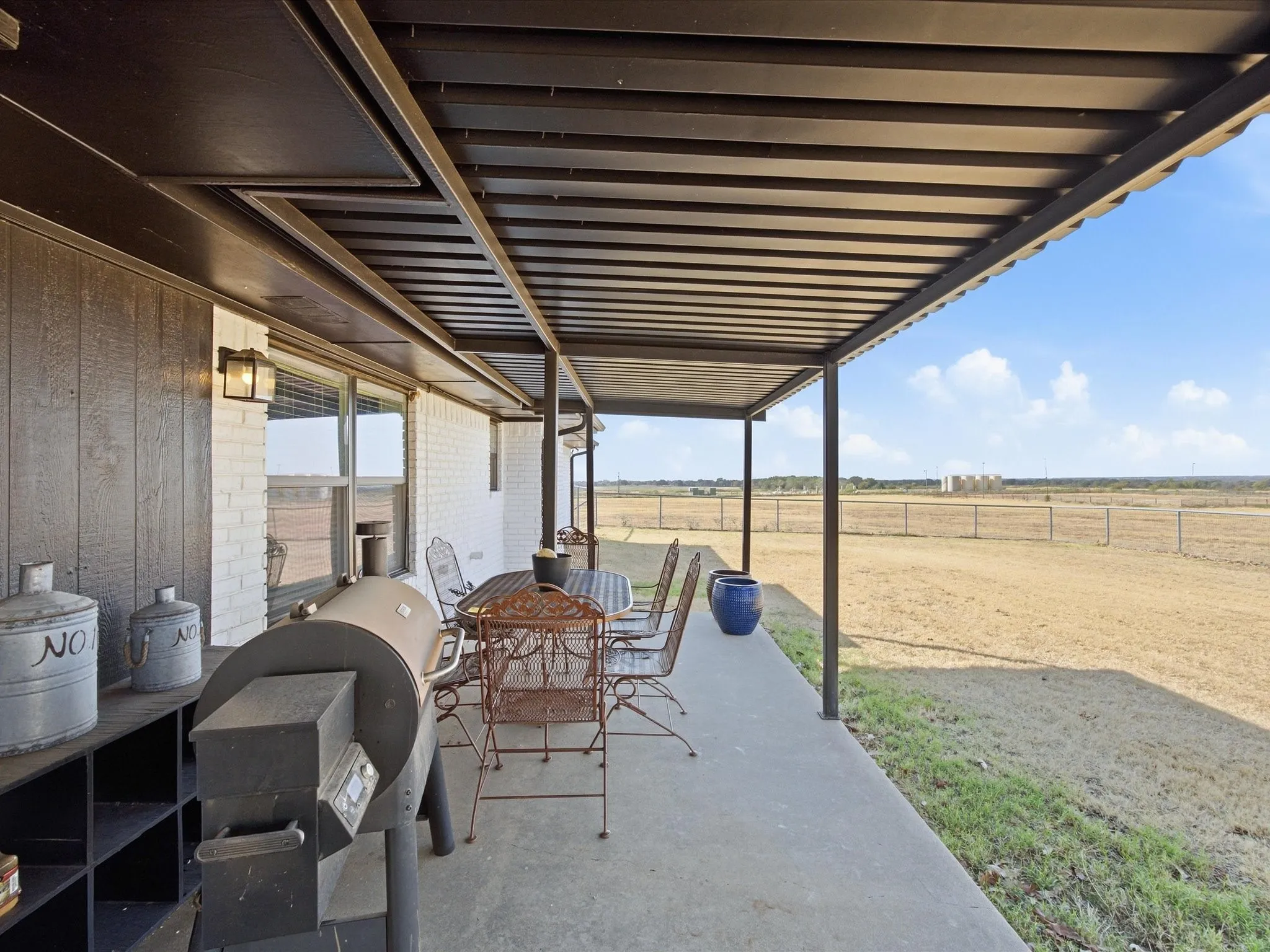 Farm For Sale in Montague County , 3914 Alamo Road, Bowie, Texas 76230, 3 Bedroom, 2 Bathroom, 2 Garage spaces, 2,265 Sqft, built in 1985, mls#21395639, Real Estate Agent in Bowie, Homes For Sale in Montague county, Homes For Sale in Bowie, Realtor in Bowie Texas, Real Estate Brokerage Independent Realty Texas, Luminita Cordes Realtor