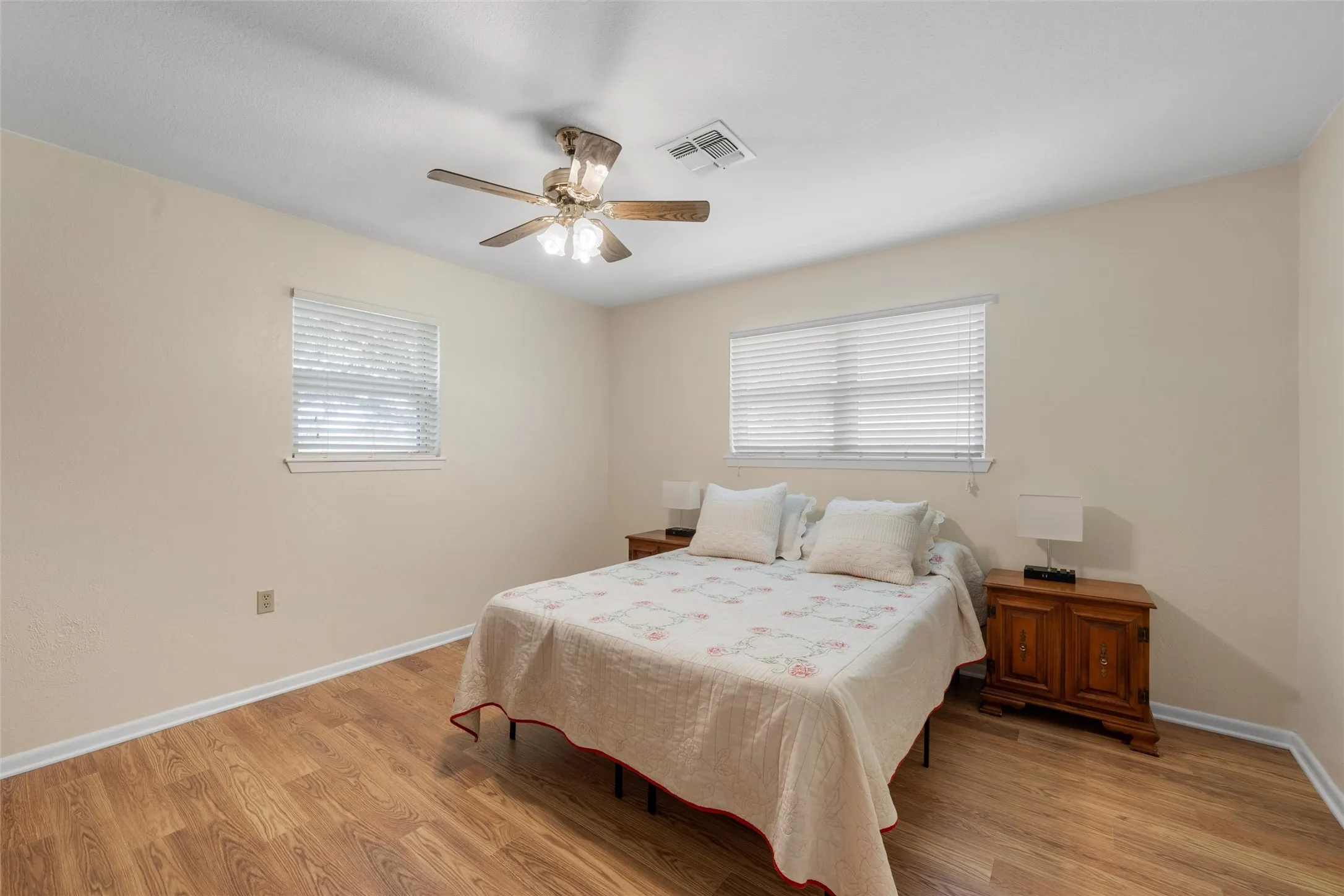 Wood-finish flooring with neutral wall tones