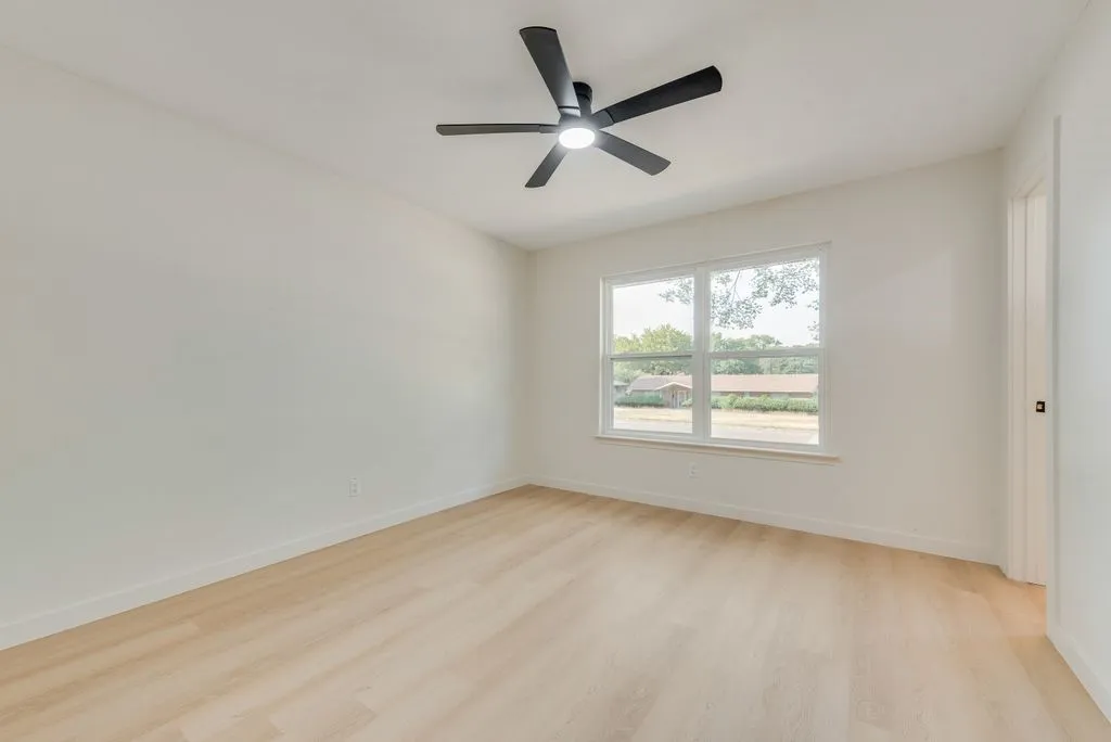 Single Family Residence For Sale in Dallas County , 804 Brook Valley Lane, Dallas, Texas 75232, 4 Bedroom, 4 Bathroom, 2 Garage spaces, 2,646 Sqft, built in 1958, mls#21395167, Real Estate Agent in Dallas, Homes For Sale in Dallas county, Homes For Sale in Dallas, Realtor in Dallas Texas, Real Estate Brokerage Independent Realty Texas, Luminita Cordes Realtor