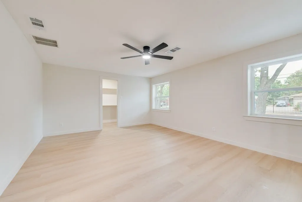 Single Family Residence For Sale in Dallas County , 804 Brook Valley Lane, Dallas, Texas 75232, 4 Bedroom, 4 Bathroom, 2 Garage spaces, 2,646 Sqft, built in 1958, mls#21395167, Real Estate Agent in Dallas, Homes For Sale in Dallas county, Homes For Sale in Dallas, Realtor in Dallas Texas, Real Estate Brokerage Independent Realty Texas, Luminita Cordes Realtor