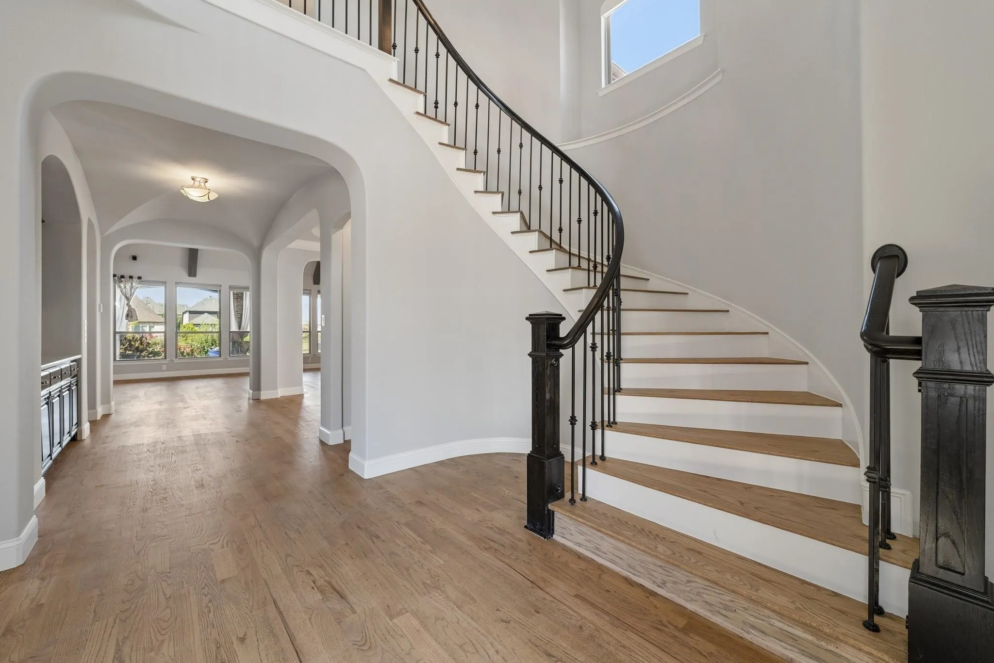 Single Family Residence For Sale in Collin County , 1318 Cypress Creek Way, Celina, Texas 75009, 5 Bedroom, 6 Bathroom, 3 Garage spaces, 4,743 Sqft, built in 2014, mls#21396225, Real Estate Agent in Celina, Homes For Sale in Collin county, Homes For Sale in Celina, Realtor in Celina Texas, Real Estate Brokerage Independent Realty Texas, Luminita Cordes Realtor