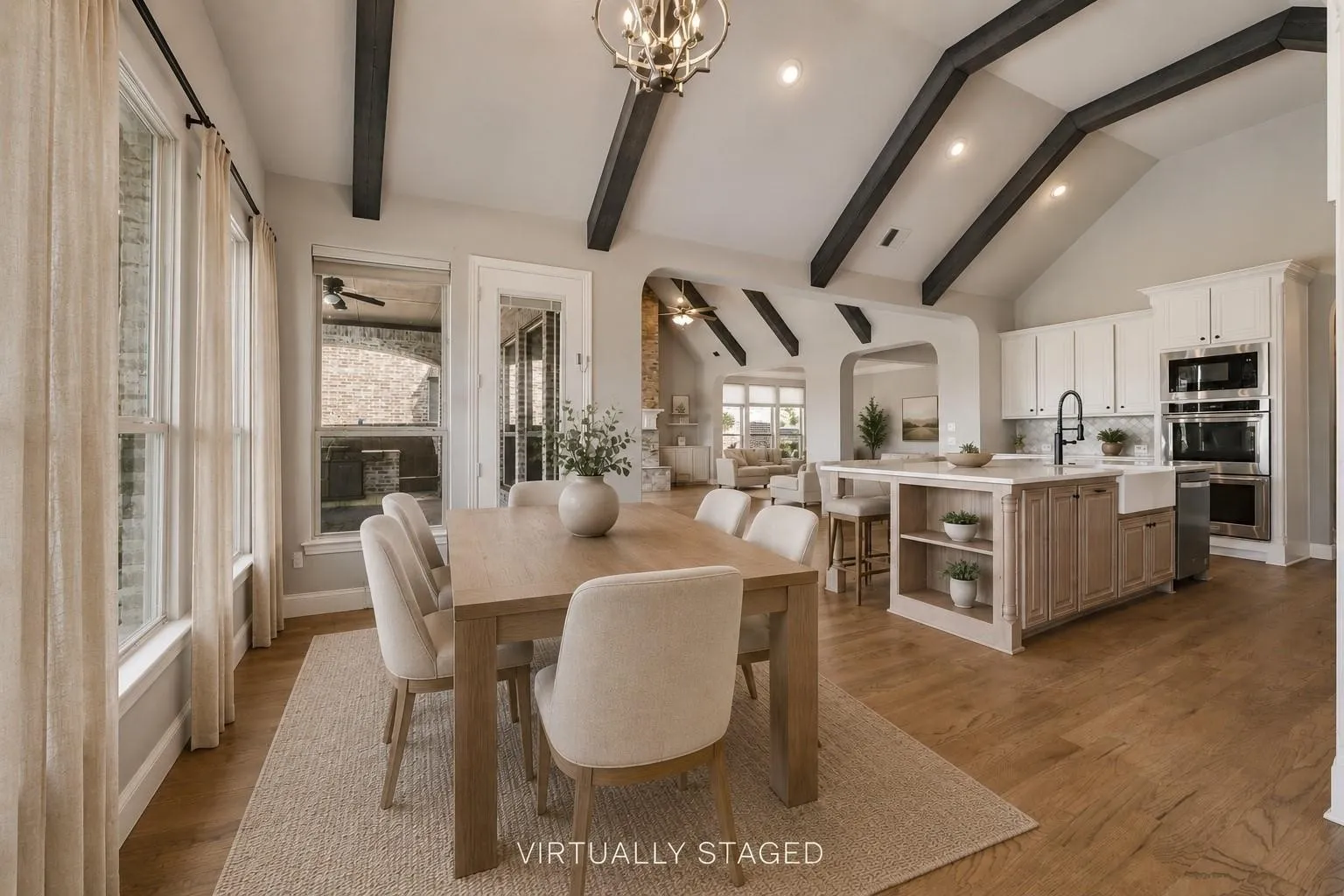 Single Family Residence For Sale in Collin County , 1318 Cypress Creek Way, Celina, Texas 75009, 5 Bedroom, 6 Bathroom, 3 Garage spaces, 4,743 Sqft, built in 2014, mls#21396225, Real Estate Agent in Celina, Homes For Sale in Collin county, Homes For Sale in Celina, Realtor in Celina Texas, Real Estate Brokerage Independent Realty Texas, Luminita Cordes Realtor