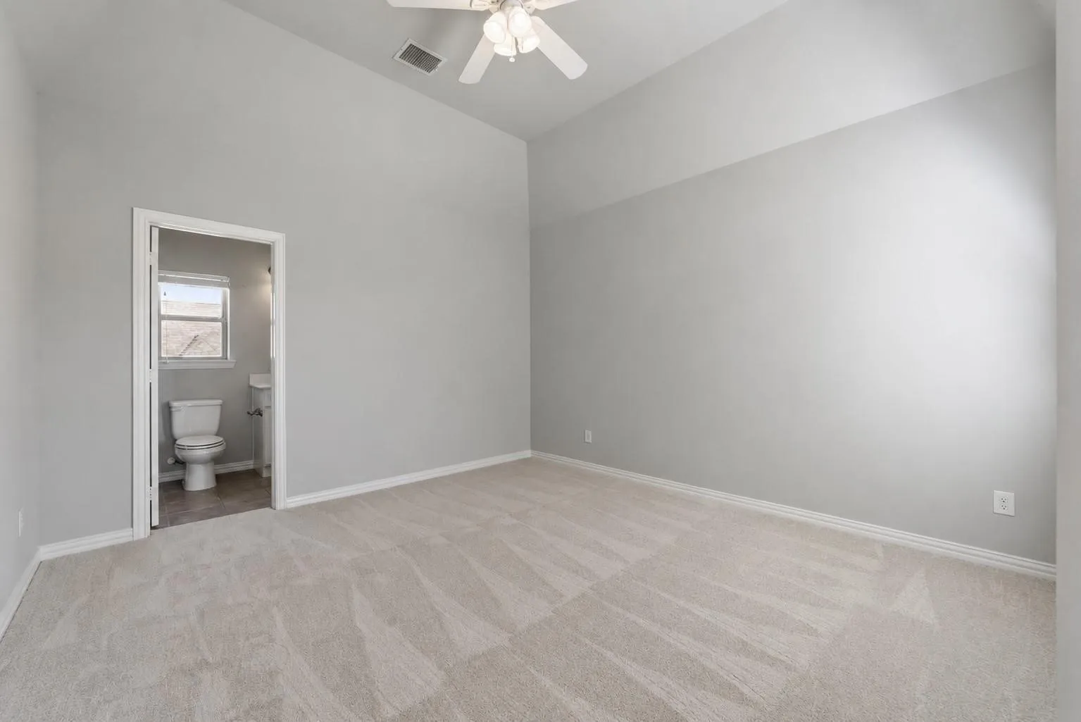 Single Family Residence For Sale in Collin County , 1318 Cypress Creek Way, Celina, Texas 75009, 5 Bedroom, 6 Bathroom, 3 Garage spaces, 4,743 Sqft, built in 2014, mls#21396225, Real Estate Agent in Celina, Homes For Sale in Collin county, Homes For Sale in Celina, Realtor in Celina Texas, Real Estate Brokerage Independent Realty Texas, Luminita Cordes Realtor