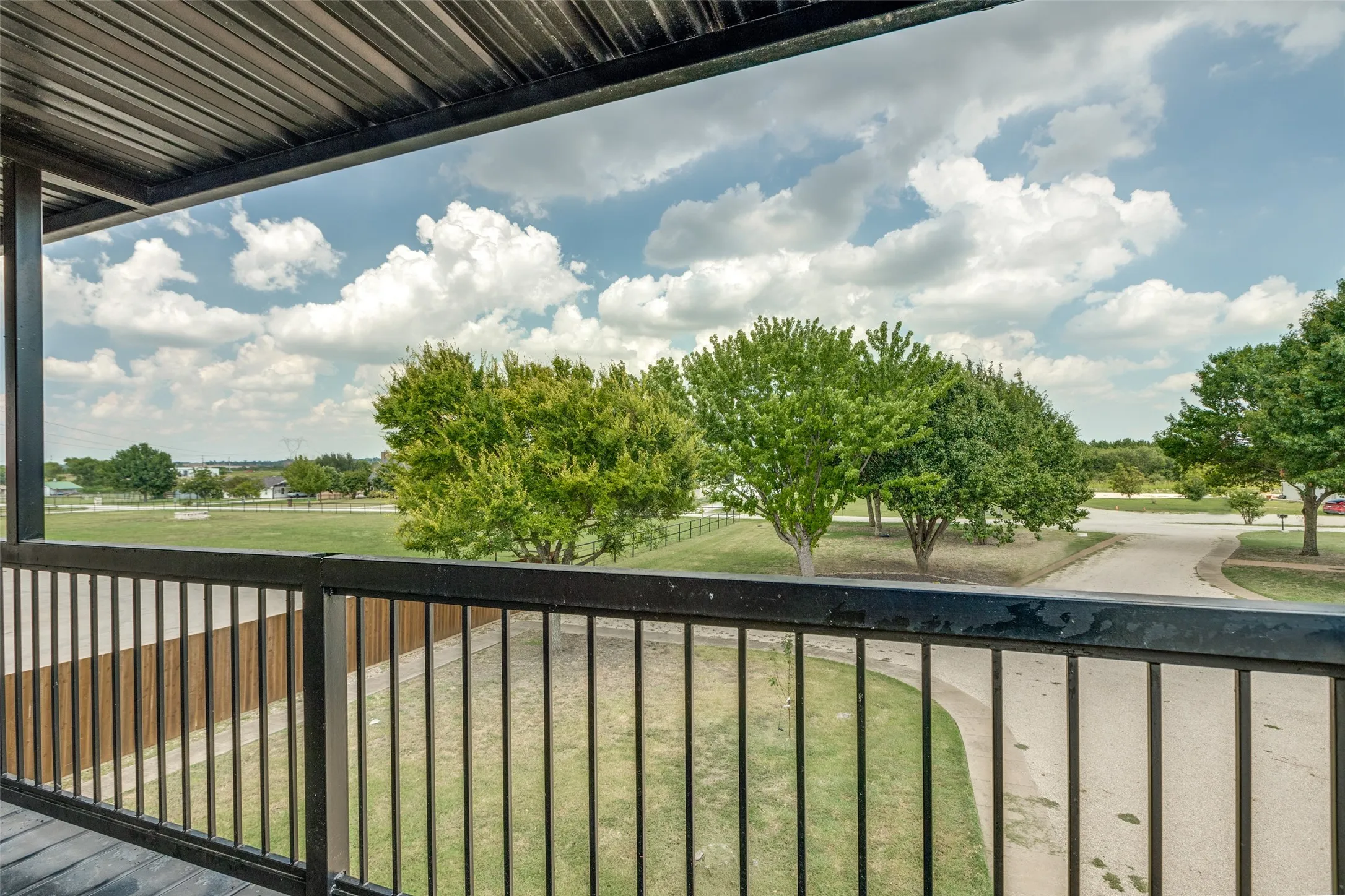 Duplex For Rent in Collin County , 5675 Four Seasons Lane, Mc Kinney, Texas 75071, 1 Bedroom, 1 Bathroom, Garage spaces, 980 Sqft, built in 2001, mls#21395958, Real Estate Agent in Mc Kinney, Homes For Rent in Collin county, Homes For Rent in Mc Kinney, Realtor in Mc Kinney Texas, Real Estate Brokerage Independent Realty Texas, Luminita Cordes Realtor