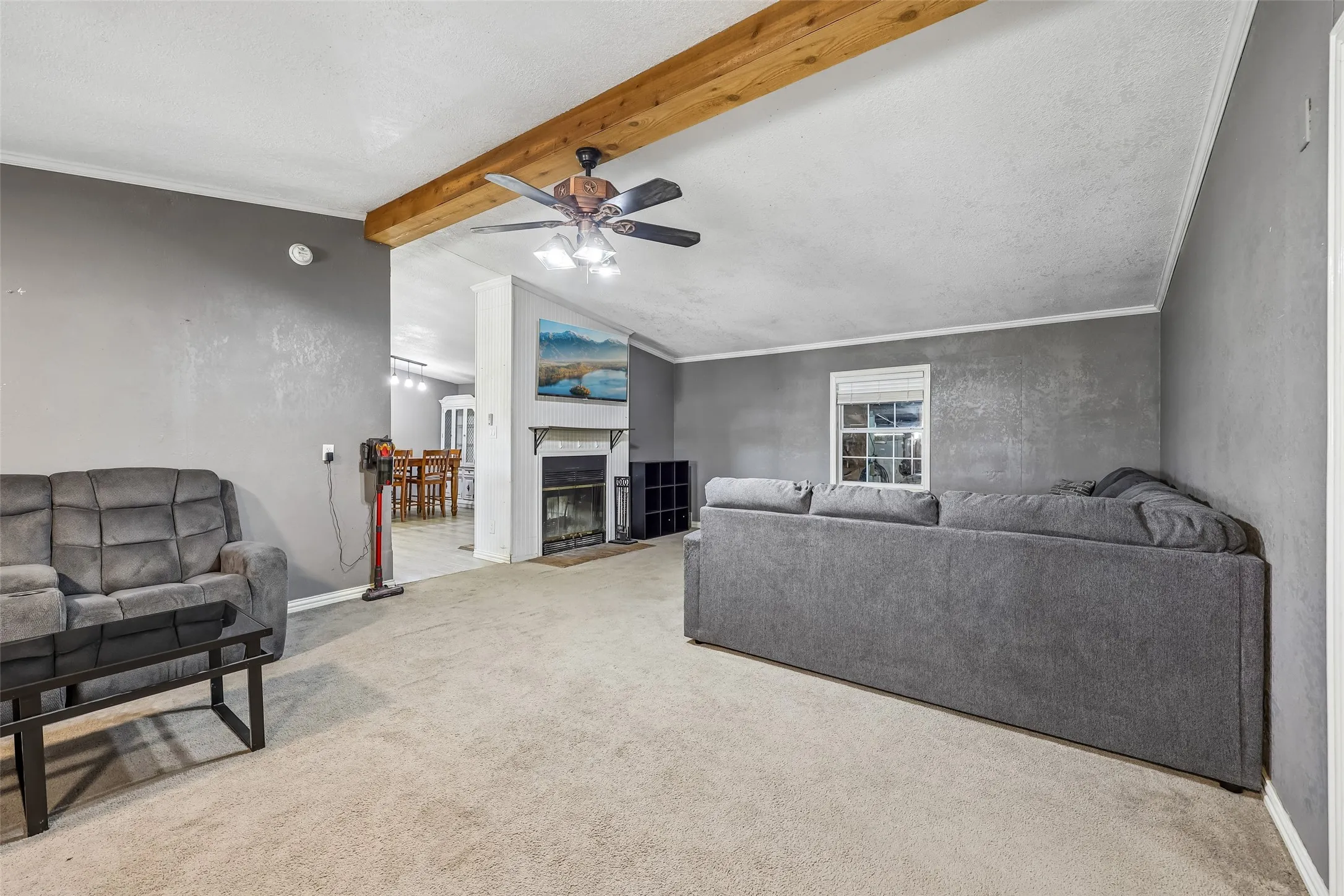 Mobile Home For Sale in Hunt County , 3393 Meadow Drive, Caddo Mills, Texas 75135, 4 Bedroom, 2 Bathroom, 1 Garage spaces, 2,728 Sqft, built in 1987, mls#21391831, Real Estate Agent in Caddo Mills, Homes For Sale in Hunt county, Homes For Sale in Caddo Mills, Realtor in Caddo Mills Texas, Real Estate Brokerage Independent Realty Texas, Luminita Cordes Realtor