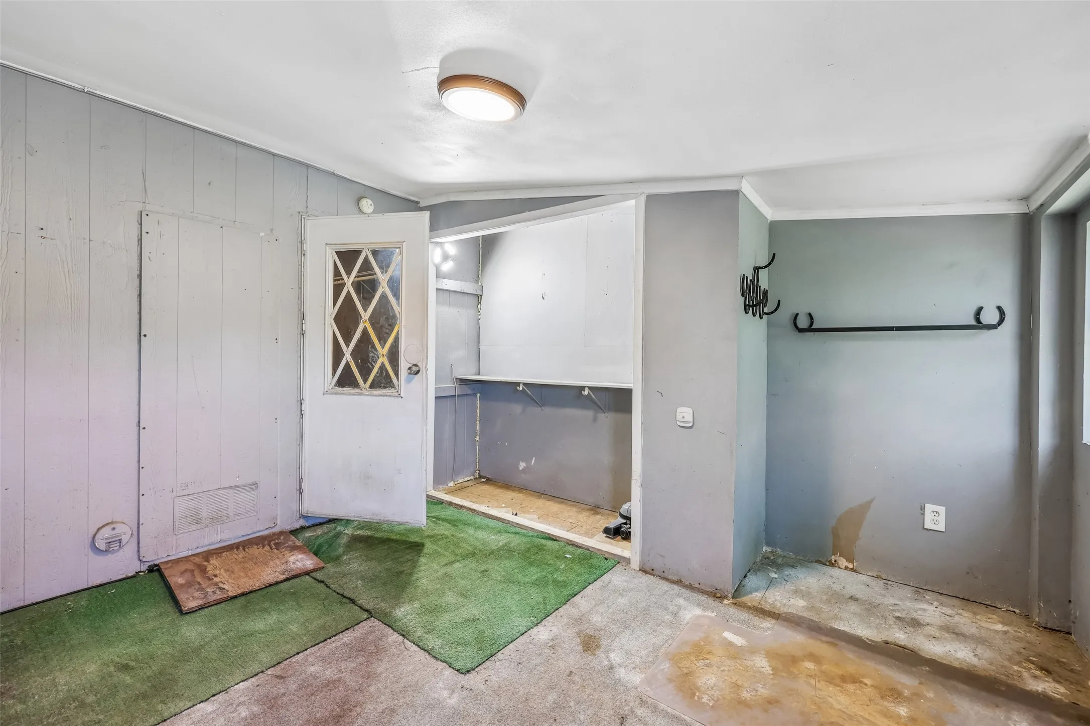 Mobile Home For Sale in Hunt County , 3393 Meadow Drive, Caddo Mills, Texas 75135, 4 Bedroom, 2 Bathroom, 1 Garage spaces, 2,728 Sqft, built in 1987, mls#21391831, Real Estate Agent in Caddo Mills, Homes For Sale in Hunt county, Homes For Sale in Caddo Mills, Realtor in Caddo Mills Texas, Real Estate Brokerage Independent Realty Texas, Luminita Cordes Realtor