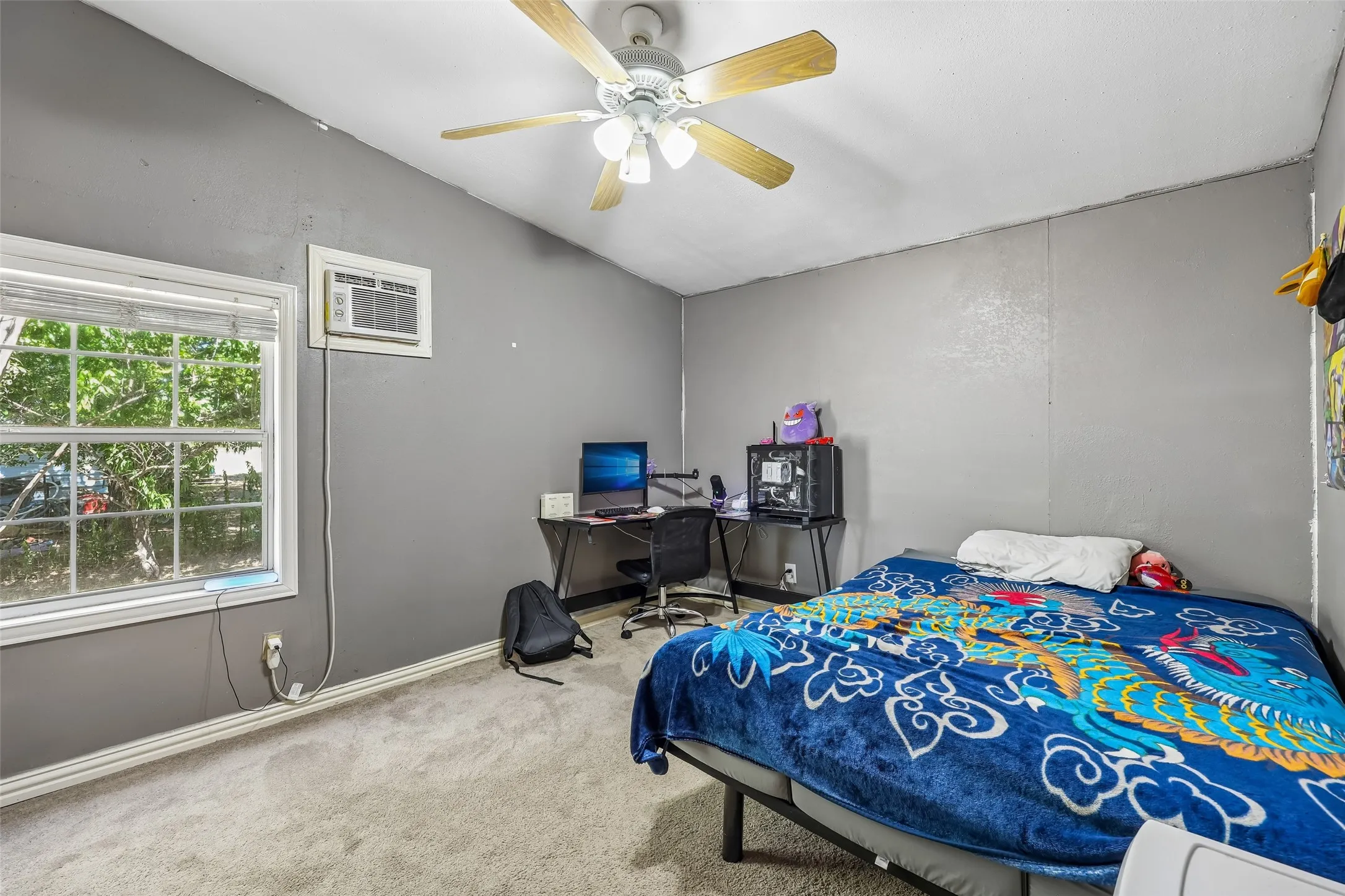 Mobile Home For Sale in Hunt County , 3393 Meadow Drive, Caddo Mills, Texas 75135, 4 Bedroom, 2 Bathroom, 1 Garage spaces, 2,728 Sqft, built in 1987, mls#21391831, Real Estate Agent in Caddo Mills, Homes For Sale in Hunt county, Homes For Sale in Caddo Mills, Realtor in Caddo Mills Texas, Real Estate Brokerage Independent Realty Texas, Luminita Cordes Realtor