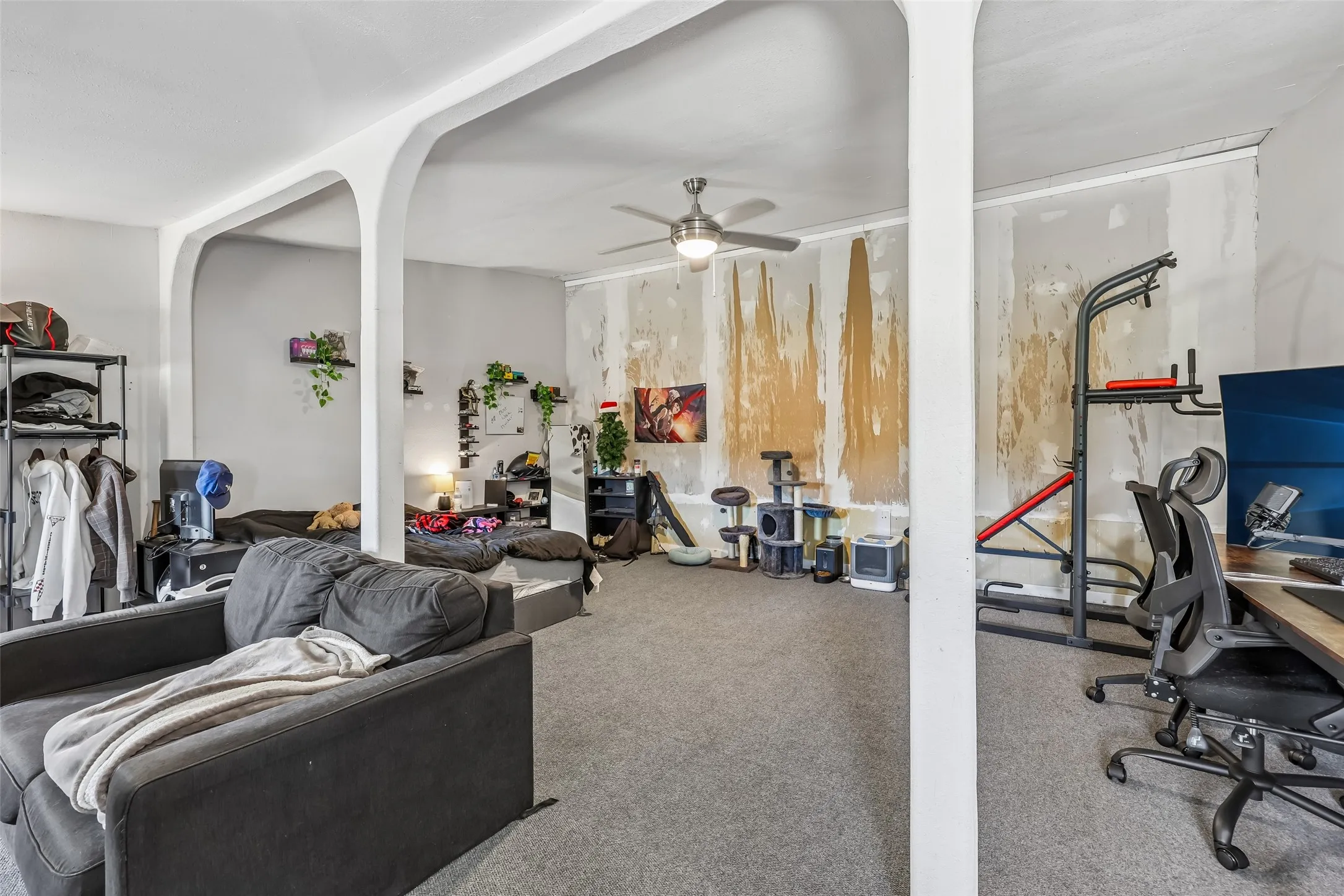 Mobile Home For Sale in Hunt County , 3393 Meadow Drive, Caddo Mills, Texas 75135, 4 Bedroom, 2 Bathroom, 1 Garage spaces, 2,728 Sqft, built in 1987, mls#21391831, Real Estate Agent in Caddo Mills, Homes For Sale in Hunt county, Homes For Sale in Caddo Mills, Realtor in Caddo Mills Texas, Real Estate Brokerage Independent Realty Texas, Luminita Cordes Realtor