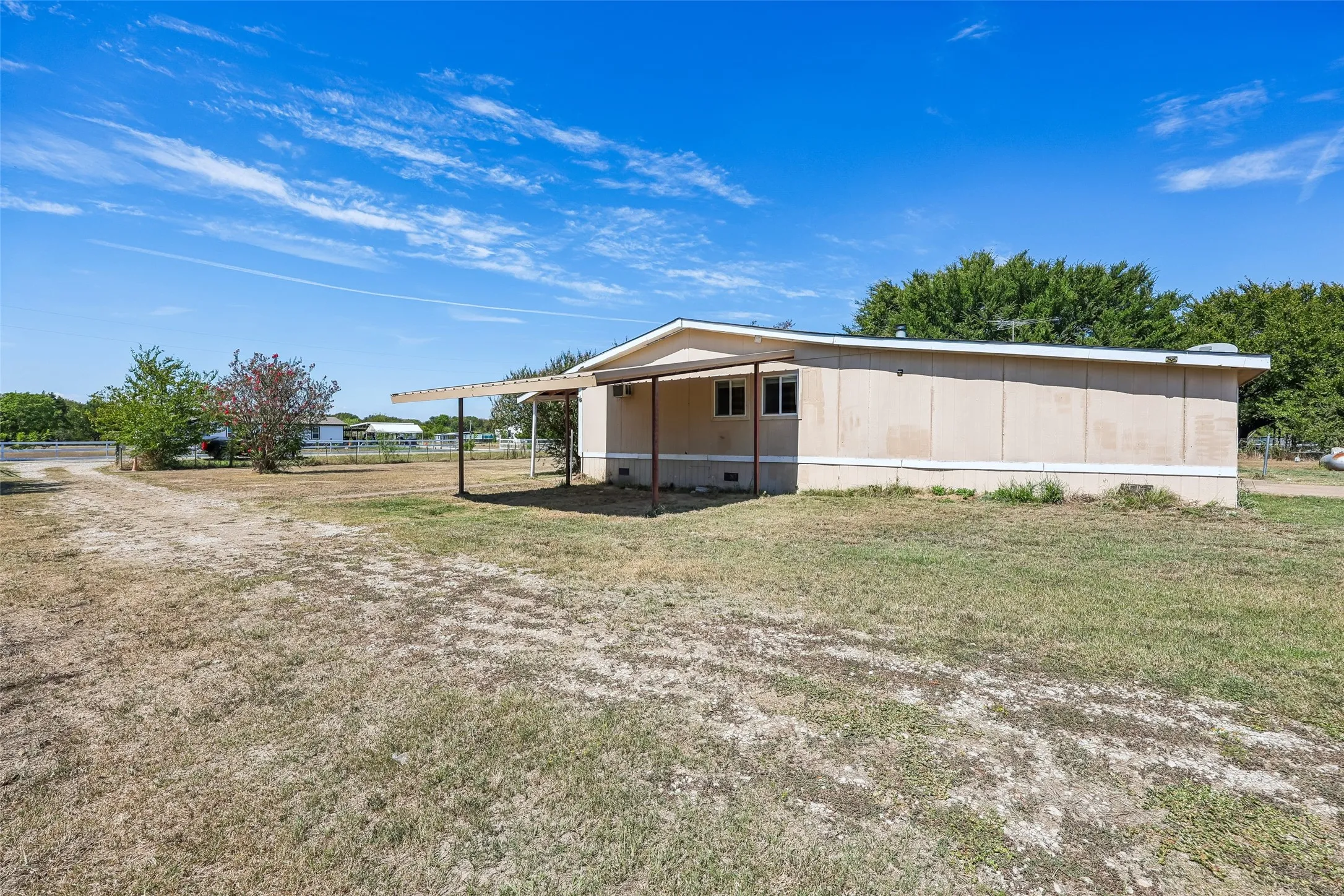 Mobile Home For Sale in Hunt County , 3393 Meadow Drive, Caddo Mills, Texas 75135, 4 Bedroom, 2 Bathroom, 1 Garage spaces, 2,728 Sqft, built in 1987, mls#21391831, Real Estate Agent in Caddo Mills, Homes For Sale in Hunt county, Homes For Sale in Caddo Mills, Realtor in Caddo Mills Texas, Real Estate Brokerage Independent Realty Texas, Luminita Cordes Realtor