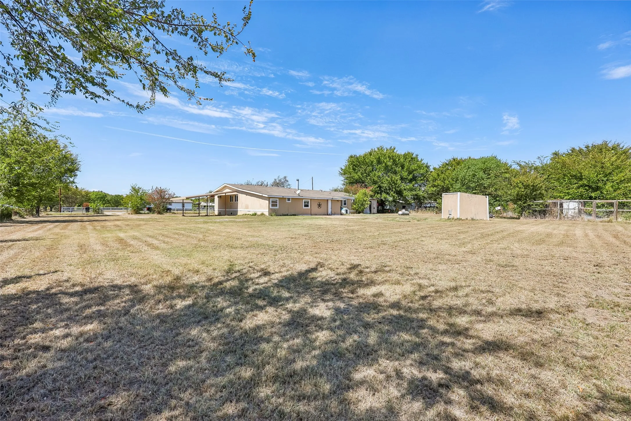 Mobile Home For Sale in Hunt County , 3393 Meadow Drive, Caddo Mills, Texas 75135, 4 Bedroom, 2 Bathroom, 1 Garage spaces, 2,728 Sqft, built in 1987, mls#21391831, Real Estate Agent in Caddo Mills, Homes For Sale in Hunt county, Homes For Sale in Caddo Mills, Realtor in Caddo Mills Texas, Real Estate Brokerage Independent Realty Texas, Luminita Cordes Realtor