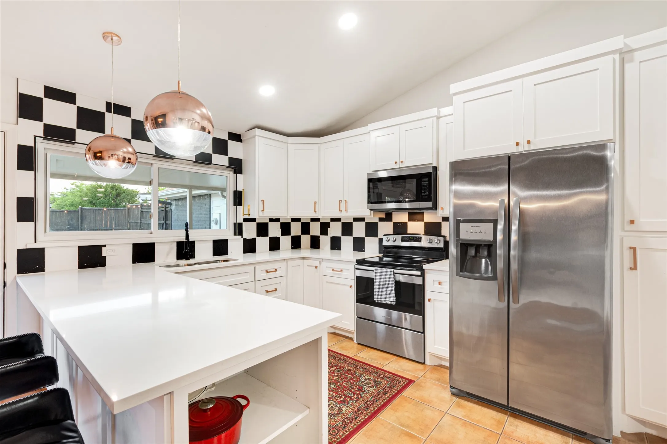 Single Family Residence For Sale in Denton County , 4513 Hale Street, The Colony, Texas 75056, 3 Bedroom, 2 Bathroom, 2 Garage spaces, 1,720 Sqft, built in 1982, mls#21394738, Real Estate Agent in The Colony, Homes For Sale in Denton county, Homes For Sale in The Colony, Realtor in The Colony Texas, Real Estate Brokerage Independent Realty Texas, Luminita Cordes Realtor