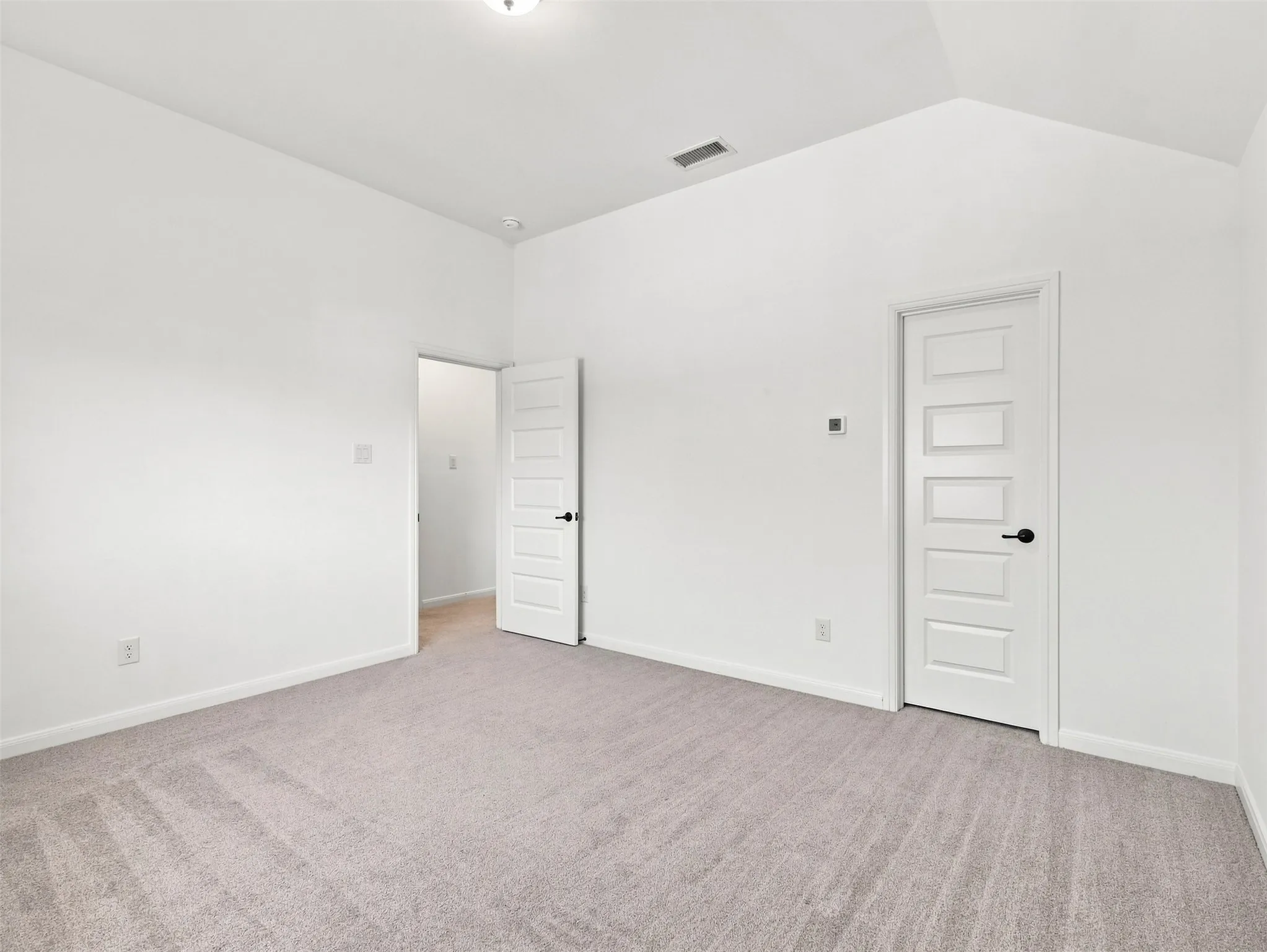 Single Family Residence For Sale in Rockwall County , 1315 Middleton Drive, Rockwall, Texas 75087, 4 Bedroom, 5 Bathroom, 3 Garage spaces, 3,613 Sqft, built in 2021, mls#21396035, Real Estate Agent in Rockwall, Homes For Sale in Rockwall county, Homes For Sale in Rockwall, Realtor in Rockwall Texas, Real Estate Brokerage Independent Realty Texas, Luminita Cordes Realtor
