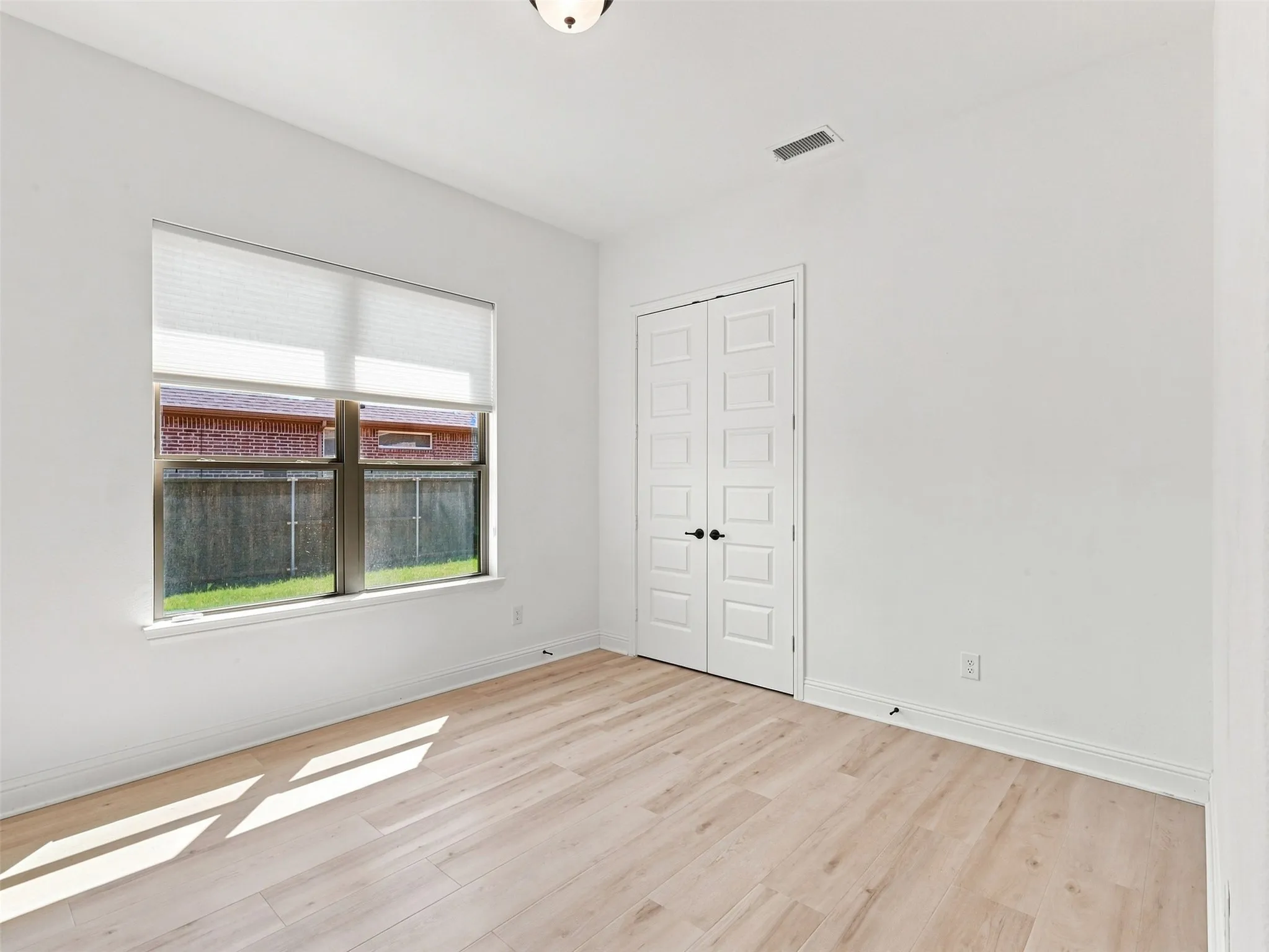Single Family Residence For Sale in Rockwall County , 1315 Middleton Drive, Rockwall, Texas 75087, 4 Bedroom, 5 Bathroom, 3 Garage spaces, 3,613 Sqft, built in 2021, mls#21396035, Real Estate Agent in Rockwall, Homes For Sale in Rockwall county, Homes For Sale in Rockwall, Realtor in Rockwall Texas, Real Estate Brokerage Independent Realty Texas, Luminita Cordes Realtor