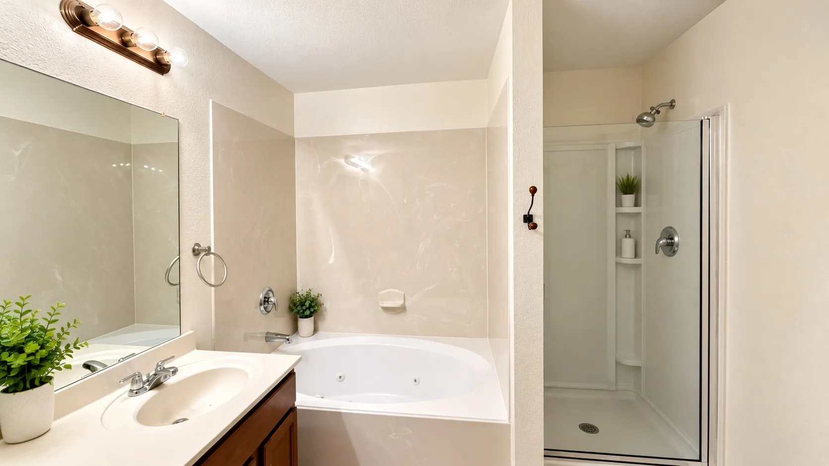 Single Family Residence For Rent in Tarrant County , 12709 Mourning Dove Lane, Fort Worth, Texas 76244, 4 Bedroom, 2 Bathroom, 2 Garage spaces, 2,093 Sqft, built in 2008, mls#21394960, Real Estate Agent in Fort Worth, Homes For Rent in Tarrant county, Homes For Rent in Fort Worth, Realtor in Fort Worth Texas, Real Estate Brokerage Independent Realty Texas, Luminita Cordes Realtor