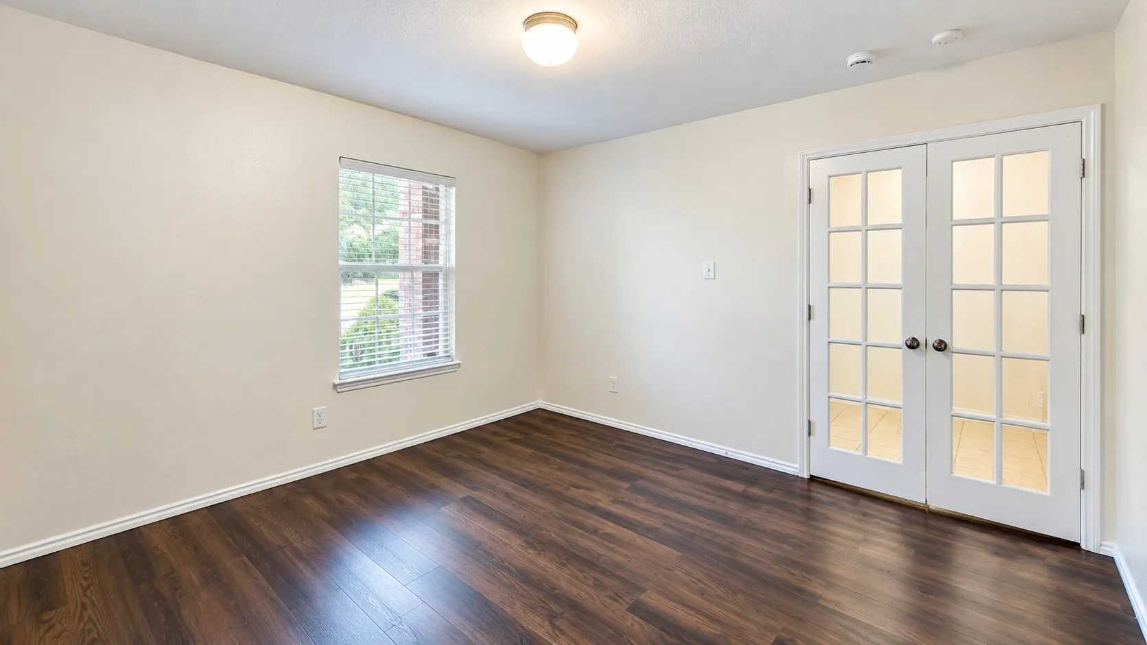 Single Family Residence For Rent in Tarrant County , 12709 Mourning Dove Lane, Fort Worth, Texas 76244, 4 Bedroom, 2 Bathroom, 2 Garage spaces, 2,093 Sqft, built in 2008, mls#21394960, Real Estate Agent in Fort Worth, Homes For Rent in Tarrant county, Homes For Rent in Fort Worth, Realtor in Fort Worth Texas, Real Estate Brokerage Independent Realty Texas, Luminita Cordes Realtor