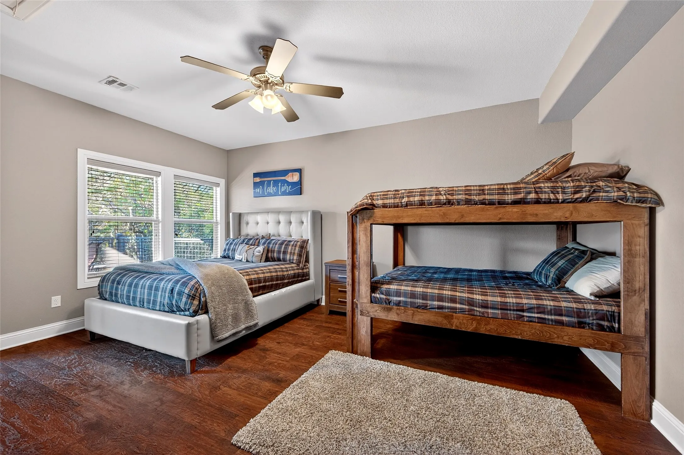 Single Family Residence For Sale in Grayson County , 315 Homesite Road, Pottsboro, Texas 75076, 4 Bedroom, 4 Bathroom, 4 Garage spaces, 2,585 Sqft, built in 2014, mls#21395903, Real Estate Agent in Pottsboro, Homes For Sale in Grayson county, Homes For Sale in Pottsboro, Realtor in Pottsboro Texas, Real Estate Brokerage Independent Realty Texas, Luminita Cordes Realtor