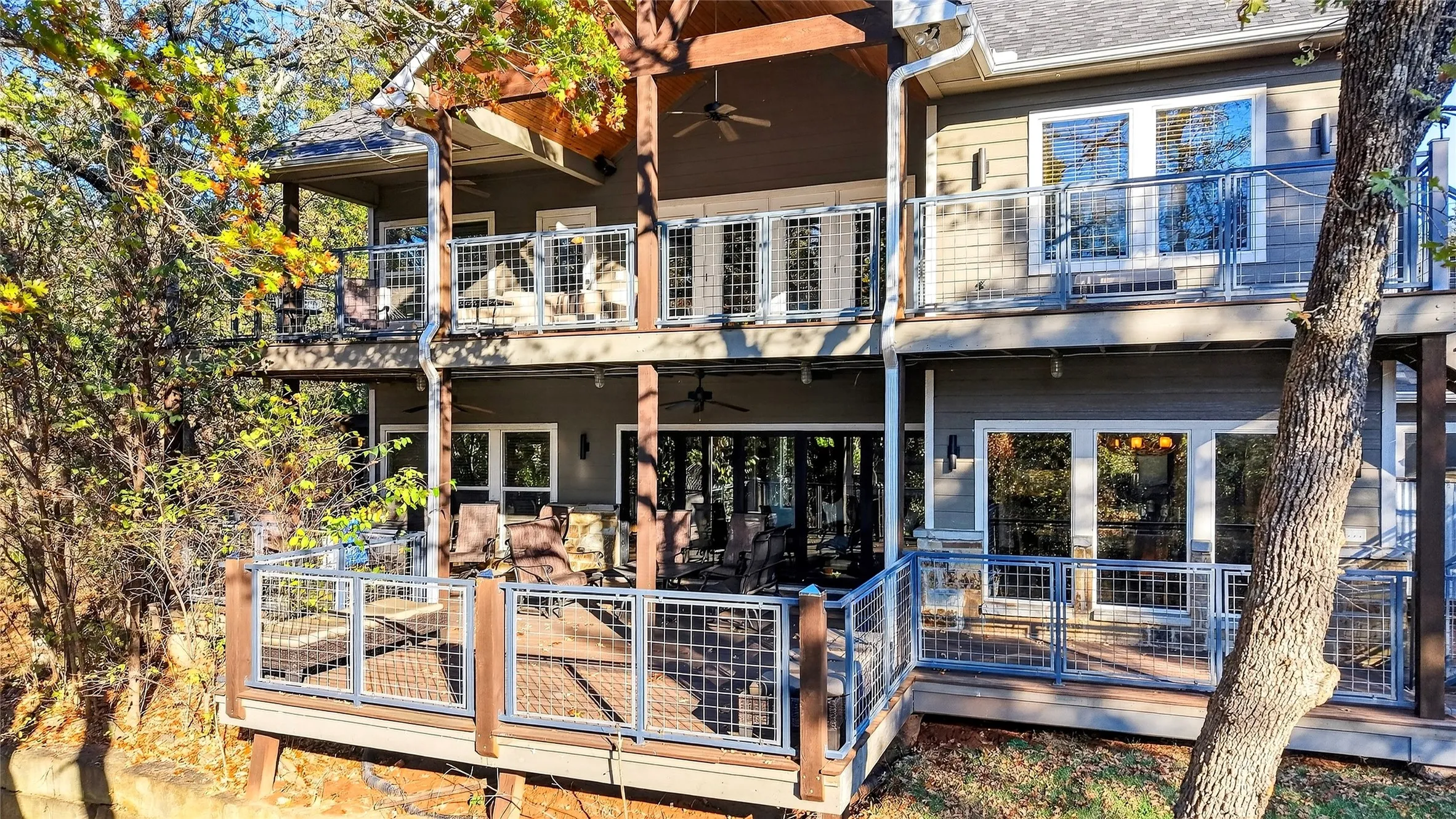 Single Family Residence For Sale in Grayson County , 315 Homesite Road, Pottsboro, Texas 75076, 4 Bedroom, 4 Bathroom, 4 Garage spaces, 2,585 Sqft, built in 2014, mls#21395903, Real Estate Agent in Pottsboro, Homes For Sale in Grayson county, Homes For Sale in Pottsboro, Realtor in Pottsboro Texas, Real Estate Brokerage Independent Realty Texas, Luminita Cordes Realtor