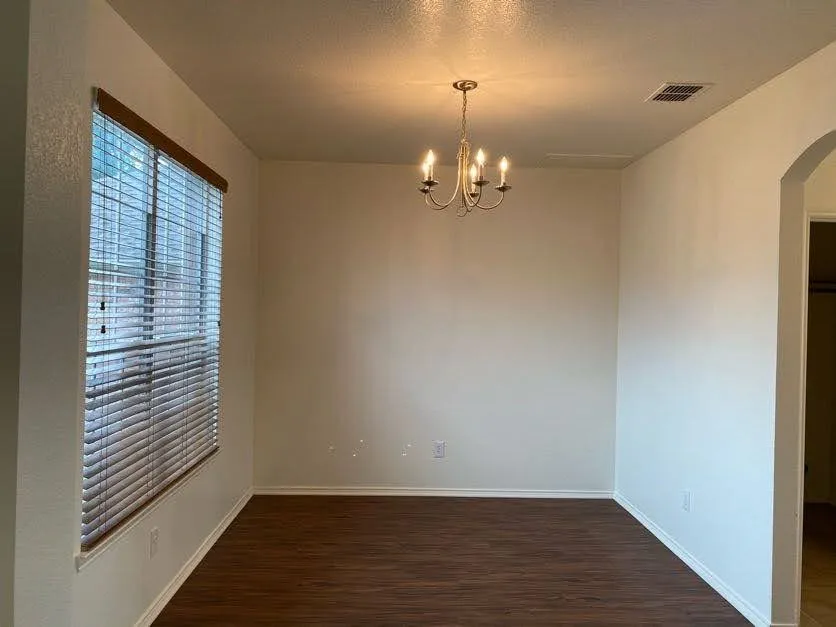 Single Family Residence For Rent in Tarrant County , 413 Mystic River Trail, Fort Worth, Texas 76131, 4 Bedroom, 3 Bathroom, 2 Garage spaces, 2,737 Sqft, built in 2006, mls#21396271, Real Estate Agent in Fort Worth, Homes For Rent in Tarrant county, Homes For Rent in Fort Worth, Realtor in Fort Worth Texas, Real Estate Brokerage Independent Realty Texas, Luminita Cordes Realtor
