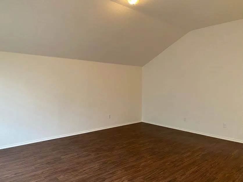Single Family Residence For Rent in Tarrant County , 413 Mystic River Trail, Fort Worth, Texas 76131, 4 Bedroom, 3 Bathroom, 2 Garage spaces, 2,737 Sqft, built in 2006, mls#21396271, Real Estate Agent in Fort Worth, Homes For Rent in Tarrant county, Homes For Rent in Fort Worth, Realtor in Fort Worth Texas, Real Estate Brokerage Independent Realty Texas, Luminita Cordes Realtor