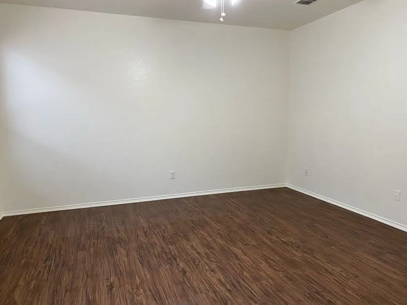 Single Family Residence For Rent in Tarrant County , 413 Mystic River Trail, Fort Worth, Texas 76131, 4 Bedroom, 3 Bathroom, 2 Garage spaces, 2,737 Sqft, built in 2006, mls#21396271, Real Estate Agent in Fort Worth, Homes For Rent in Tarrant county, Homes For Rent in Fort Worth, Realtor in Fort Worth Texas, Real Estate Brokerage Independent Realty Texas, Luminita Cordes Realtor