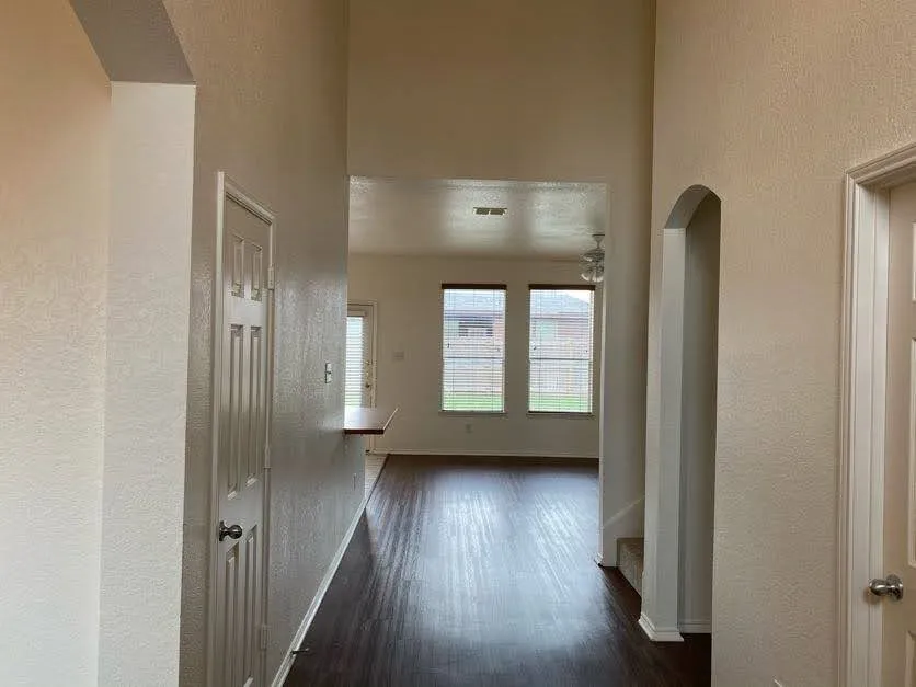 Single Family Residence For Rent in Tarrant County , 413 Mystic River Trail, Fort Worth, Texas 76131, 4 Bedroom, 3 Bathroom, 2 Garage spaces, 2,737 Sqft, built in 2006, mls#21396271, Real Estate Agent in Fort Worth, Homes For Rent in Tarrant county, Homes For Rent in Fort Worth, Realtor in Fort Worth Texas, Real Estate Brokerage Independent Realty Texas, Luminita Cordes Realtor