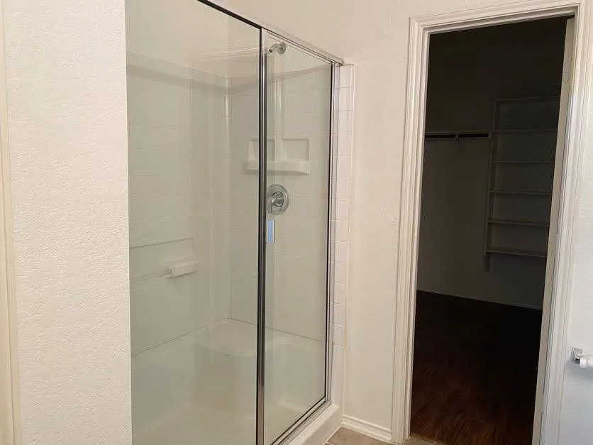Single Family Residence For Rent in Tarrant County , 413 Mystic River Trail, Fort Worth, Texas 76131, 4 Bedroom, 3 Bathroom, 2 Garage spaces, 2,737 Sqft, built in 2006, mls#21396271, Real Estate Agent in Fort Worth, Homes For Rent in Tarrant county, Homes For Rent in Fort Worth, Realtor in Fort Worth Texas, Real Estate Brokerage Independent Realty Texas, Luminita Cordes Realtor
