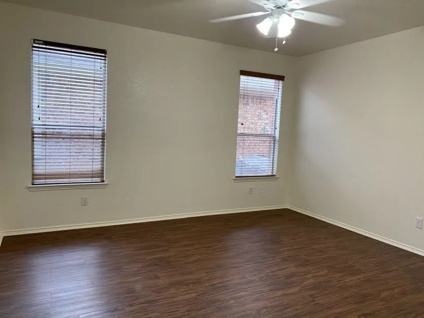 Single Family Residence For Rent in Tarrant County , 413 Mystic River Trail, Fort Worth, Texas 76131, 4 Bedroom, 3 Bathroom, 2 Garage spaces, 2,737 Sqft, built in 2006, mls#21396271, Real Estate Agent in Fort Worth, Homes For Rent in Tarrant county, Homes For Rent in Fort Worth, Realtor in Fort Worth Texas, Real Estate Brokerage Independent Realty Texas, Luminita Cordes Realtor