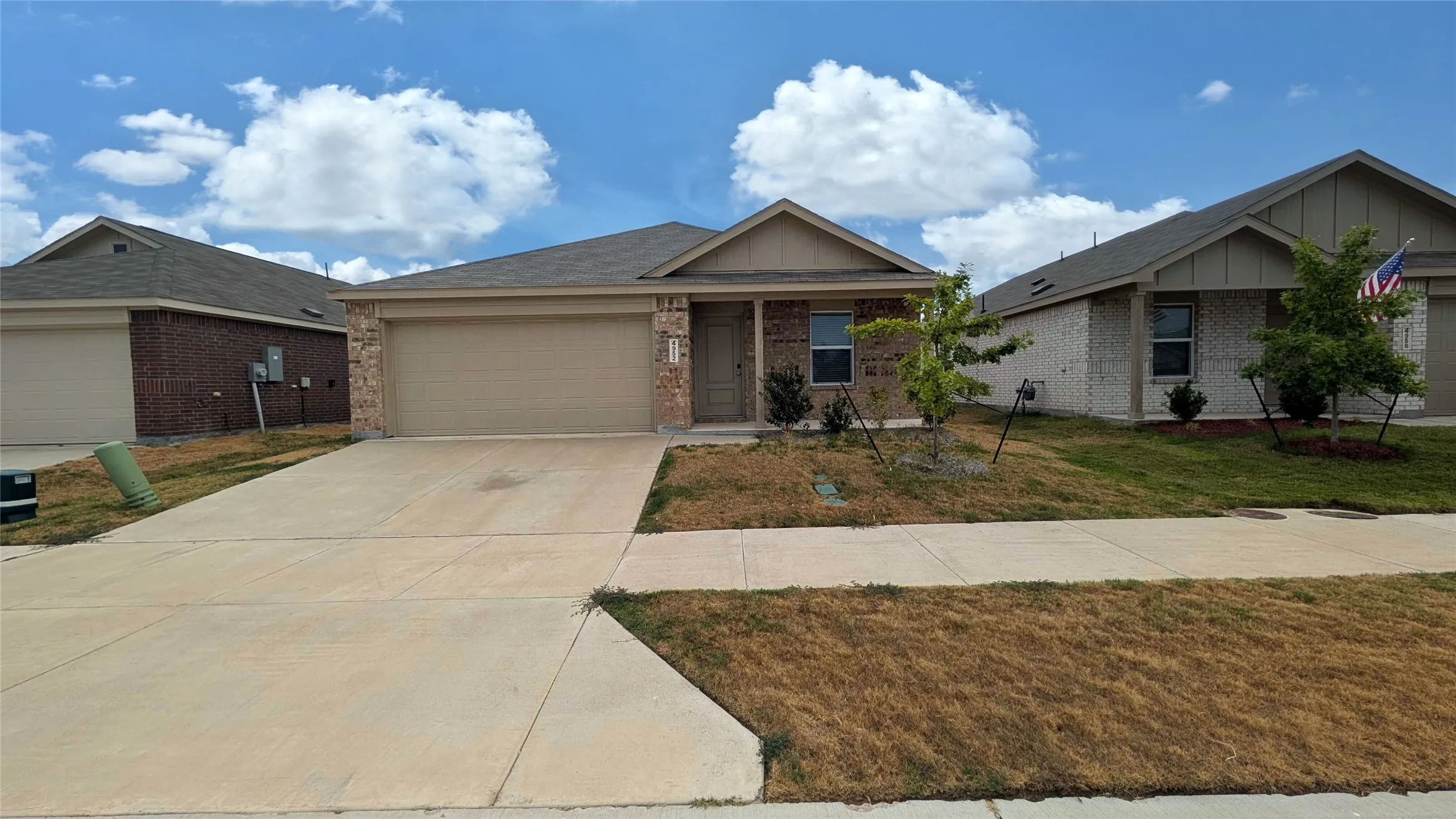 Single Family Residence For Sale in Ellis County , 4952 Stonebridge Drive, Ennis, Texas 75119, 4 Bedroom, 2 Bathroom, 2 Garage spaces, 1,764 Sqft, built in 2024, mls#21394962, Real Estate Agent in Ennis, Homes For Sale in Ellis county, Homes For Sale in Ennis, Realtor in Ennis Texas, Real Estate Brokerage Independent Realty Texas, Luminita Cordes Realtor