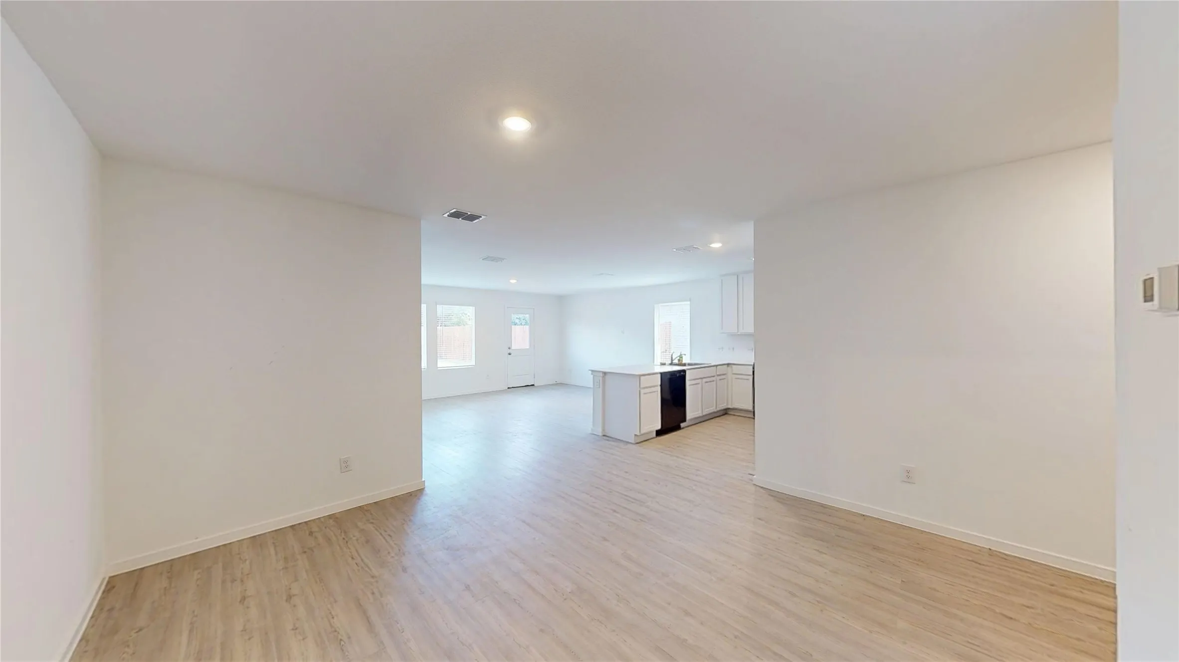 Single Family Residence For Sale in Ellis County , 4952 Stonebridge Drive, Ennis, Texas 75119, 4 Bedroom, 2 Bathroom, 2 Garage spaces, 1,764 Sqft, built in 2024, mls#21394962, Real Estate Agent in Ennis, Homes For Sale in Ellis county, Homes For Sale in Ennis, Realtor in Ennis Texas, Real Estate Brokerage Independent Realty Texas, Luminita Cordes Realtor