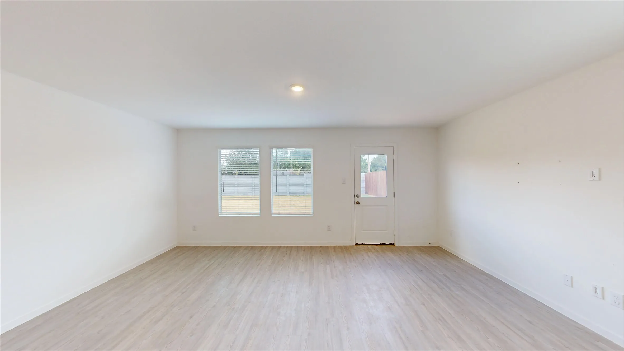 Single Family Residence For Sale in Ellis County , 4952 Stonebridge Drive, Ennis, Texas 75119, 4 Bedroom, 2 Bathroom, 2 Garage spaces, 1,764 Sqft, built in 2024, mls#21394962, Real Estate Agent in Ennis, Homes For Sale in Ellis county, Homes For Sale in Ennis, Realtor in Ennis Texas, Real Estate Brokerage Independent Realty Texas, Luminita Cordes Realtor