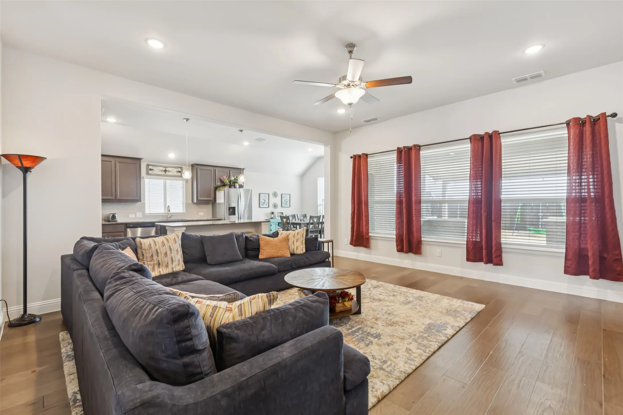 Single Family Residence For Sale in Denton County , 16500 Sunnyland Drive, Celina, Texas 75009, 4 Bedroom, 3 Bathroom, 2 Garage spaces, 2,509 Sqft, built in 2021, mls#21367620, Real Estate Agent in Celina, Homes For Sale in Denton county, Homes For Sale in Celina, Realtor in Celina Texas, Real Estate Brokerage Independent Realty Texas, Luminita Cordes Realtor