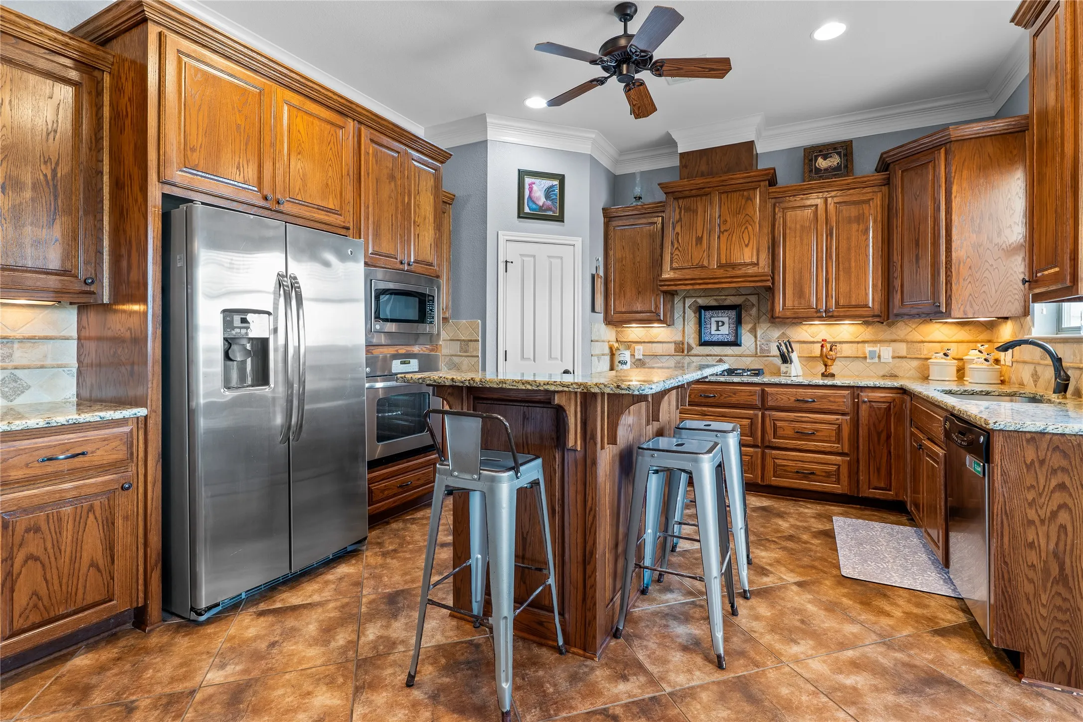Farm For Sale in Limestone County , 1500 Lcr 102, Mount Calm, Texas 76673, 4 Bedroom, 3 Bathroom, Garage spaces, 2,703 Sqft, built in 2010, mls#21395626, Real Estate Agent in Mount Calm, Homes For Sale in Limestone county, Homes For Sale in Mount Calm, Realtor in Mount Calm Texas, Real Estate Brokerage Independent Realty Texas, Luminita Cordes Realtor