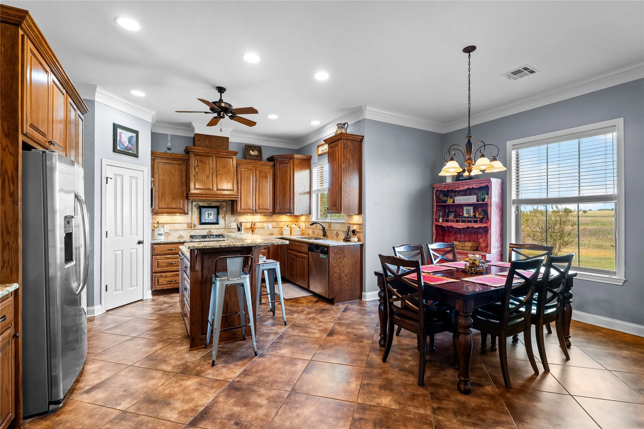 Farm For Sale in Limestone County , 1500 Lcr 102, Mount Calm, Texas 76673, 4 Bedroom, 3 Bathroom, Garage spaces, 2,703 Sqft, built in 2010, mls#21395626, Real Estate Agent in Mount Calm, Homes For Sale in Limestone county, Homes For Sale in Mount Calm, Realtor in Mount Calm Texas, Real Estate Brokerage Independent Realty Texas, Luminita Cordes Realtor